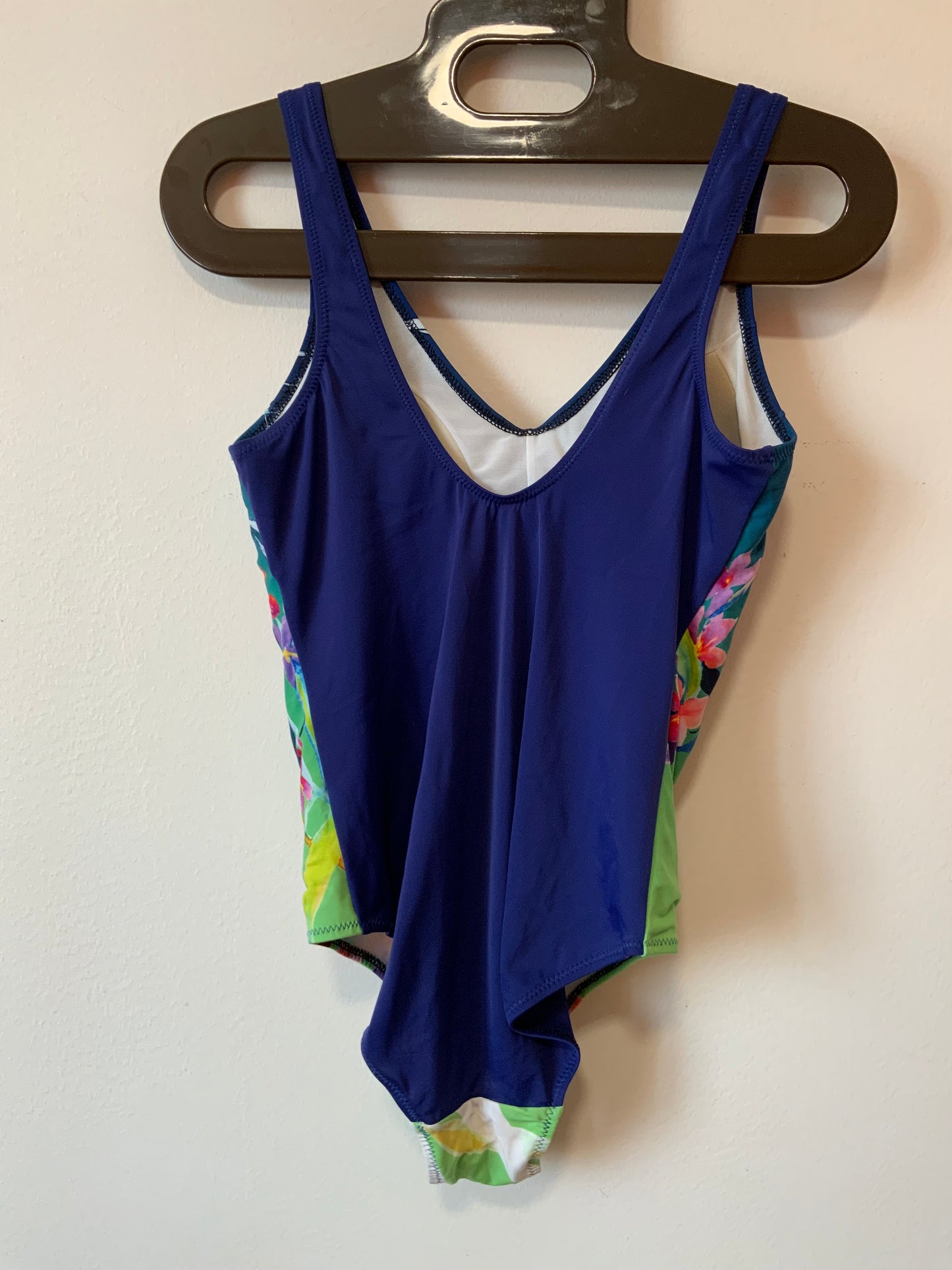 Maillot de bain à fleurs Vintage Forme poitrine 1980