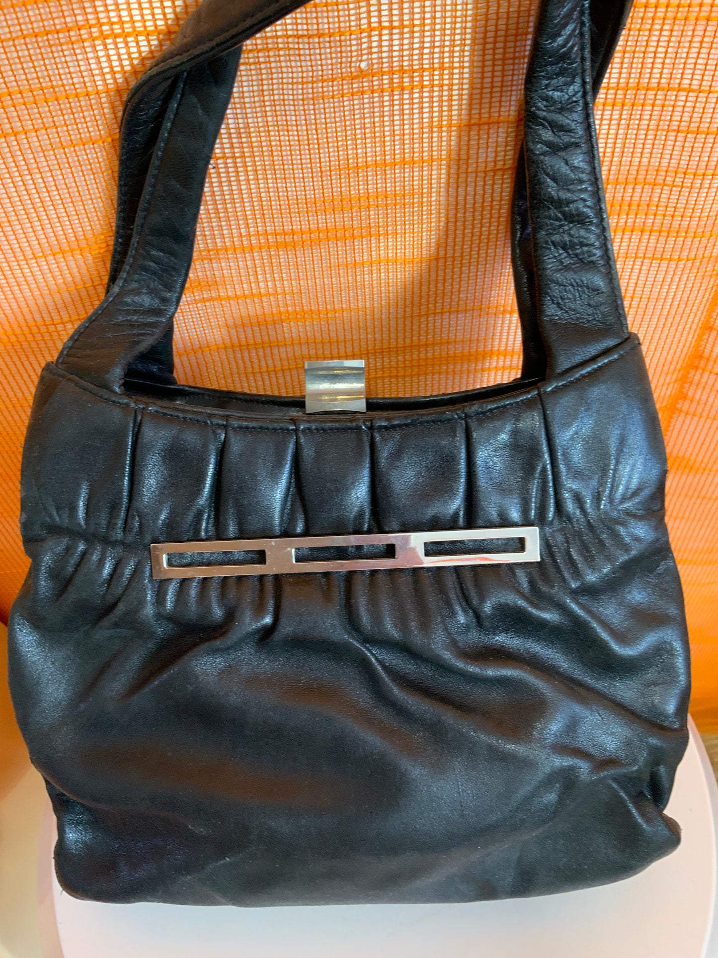 Sac à main Cuir noir Stylé Cuir noir Vintage Très Ancien