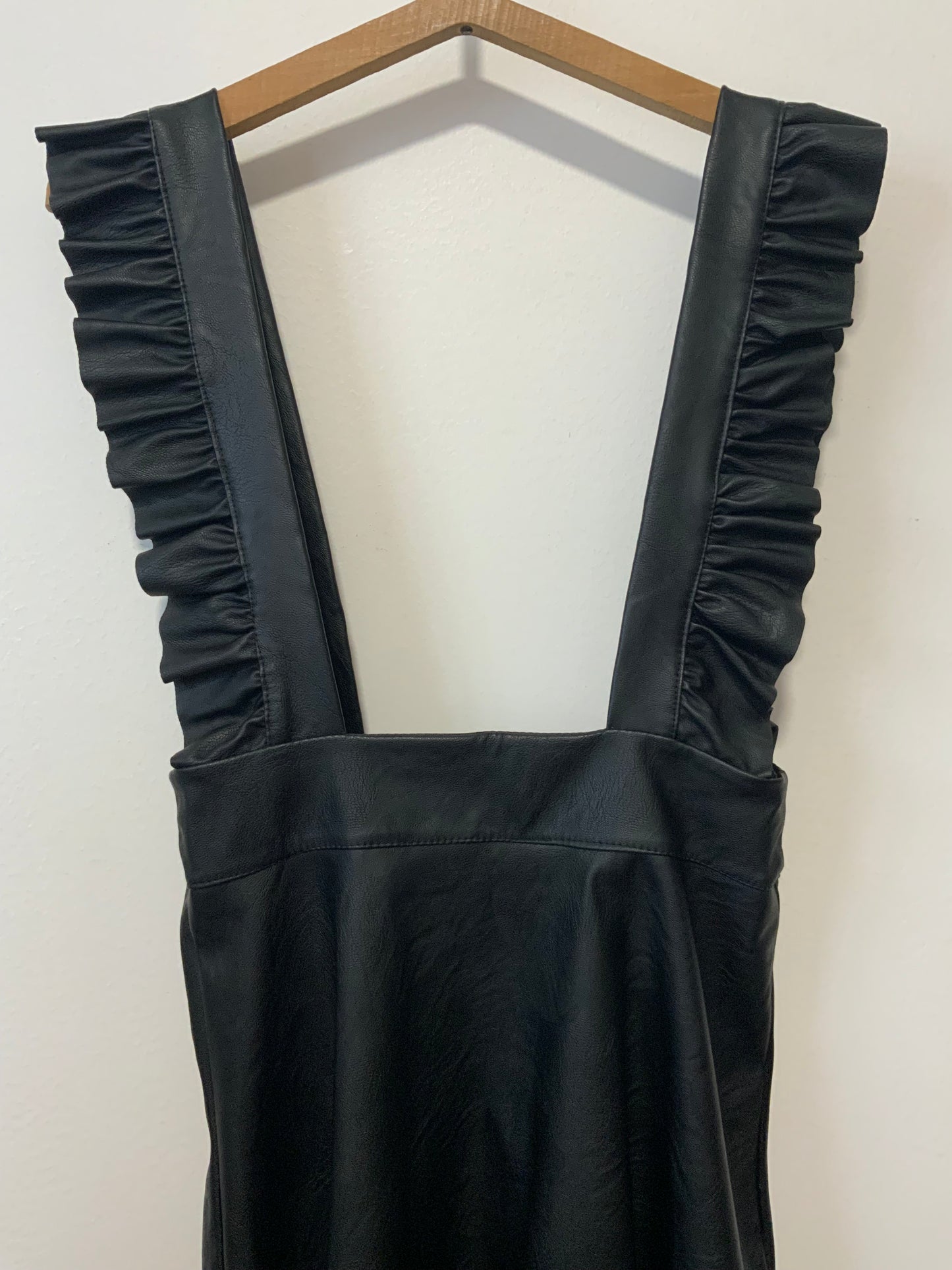 Robe à bretelles et zip Simili cuir Italy Vintage
