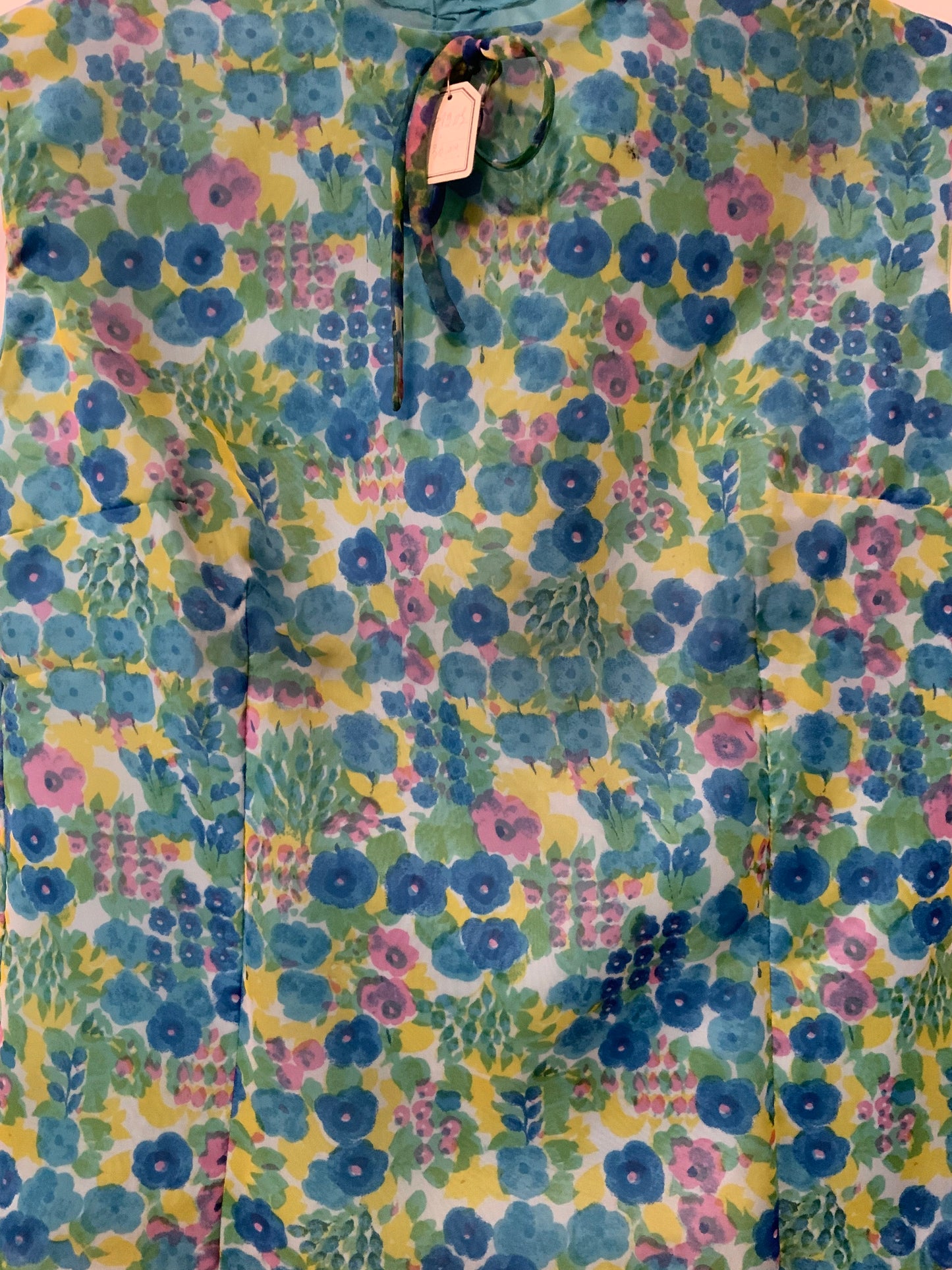 Superbe blouse mousseline boutonnée à fleurs faite main Création 1960/70