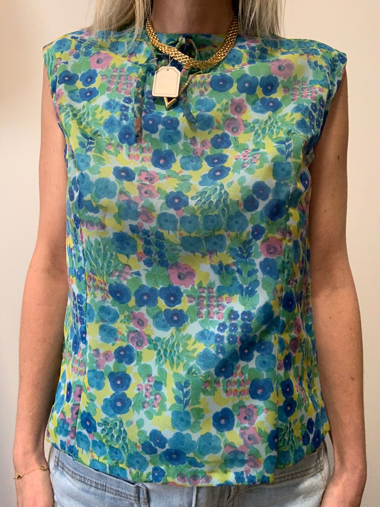 Superbe blouse mousseline boutonnée à fleurs faite main Création 1960/70