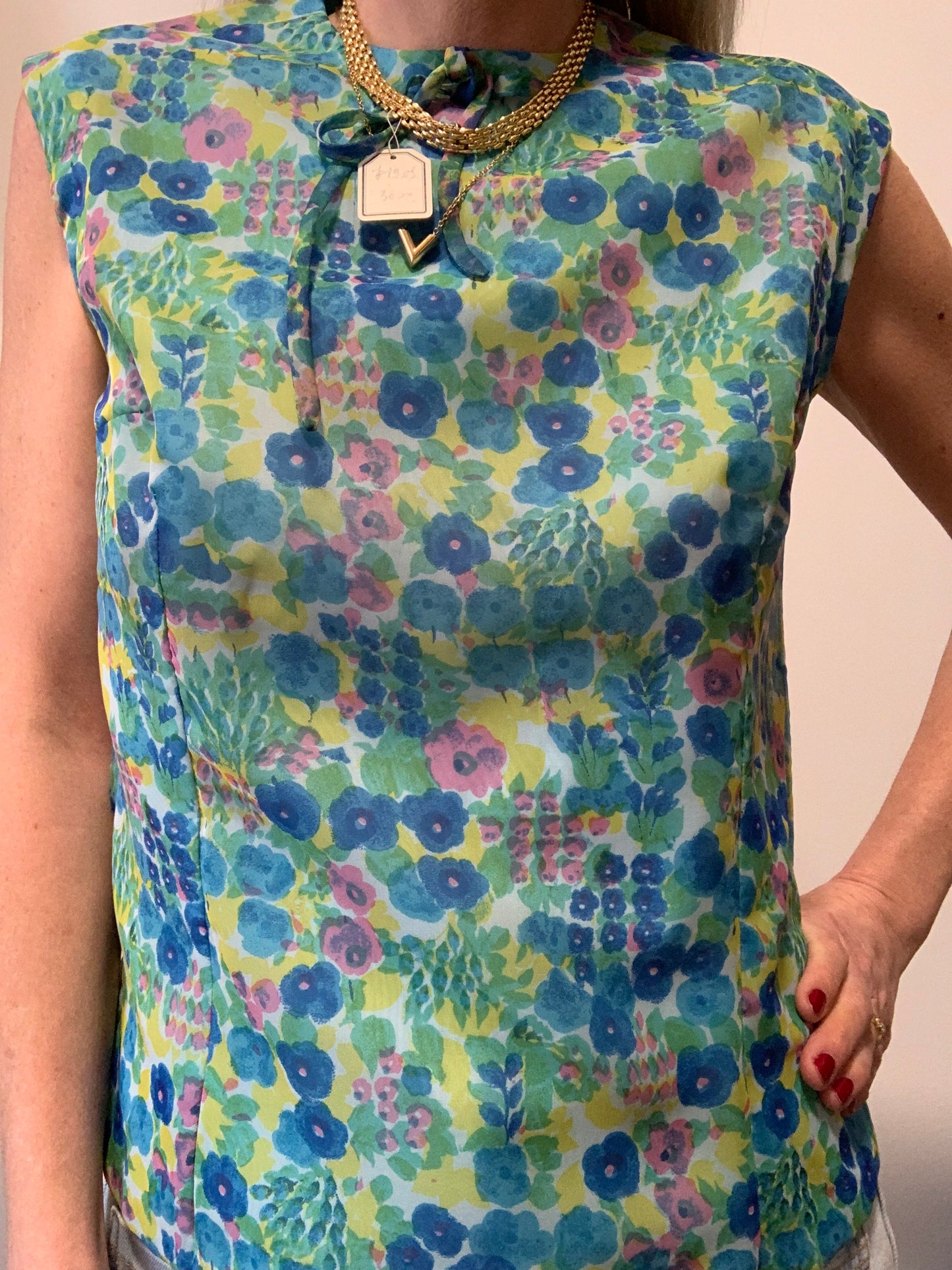 Superbe blouse mousseline boutonnée à fleurs faite main Création 1960/70