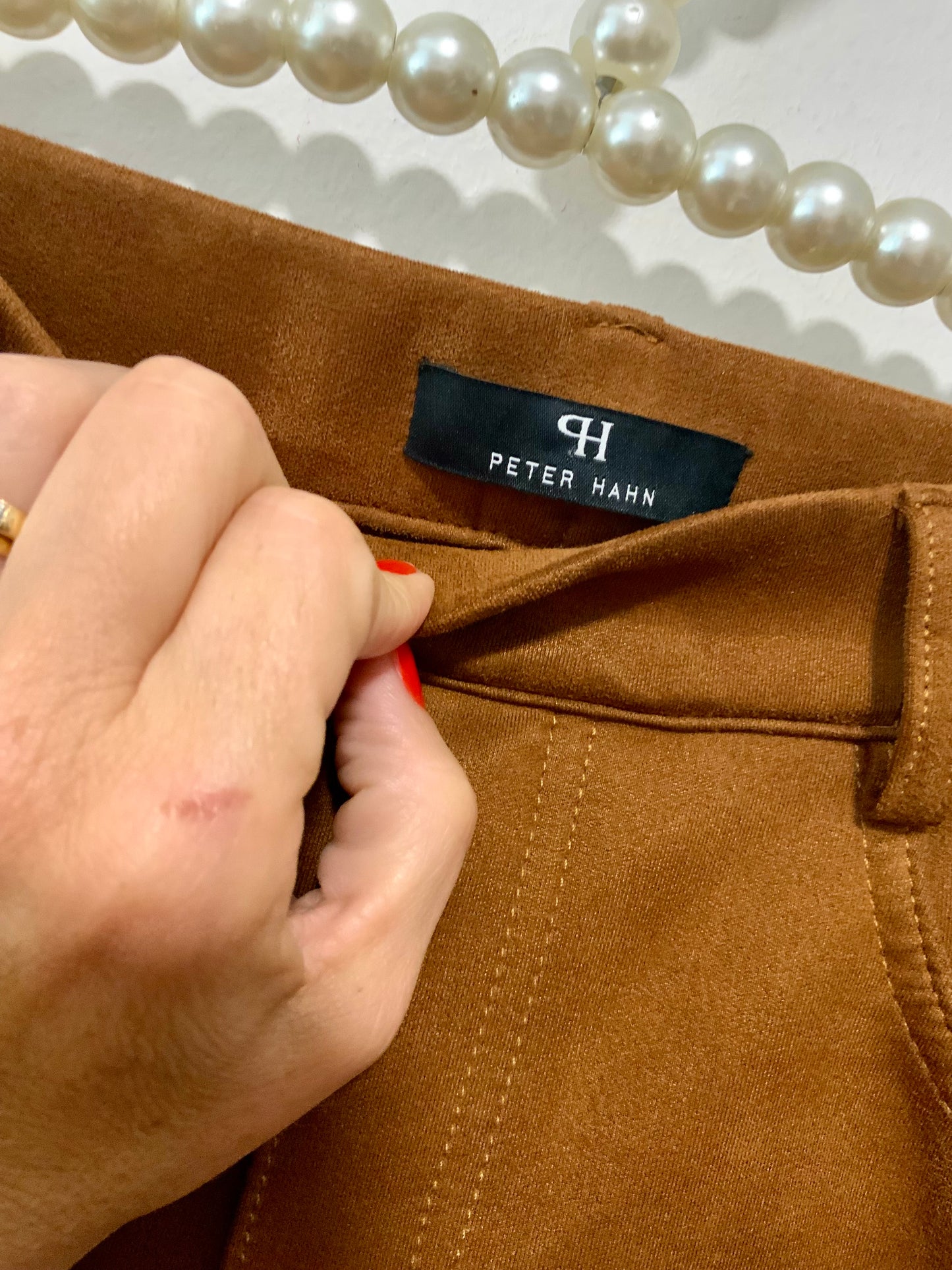 Pantalon Peau de pêche Aspect Daim Camel Peter Hahn France