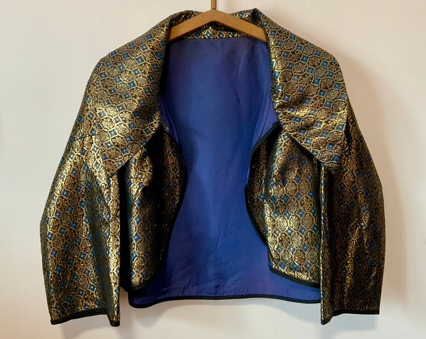 Veste effet Cape en Lurex création vintage fait main