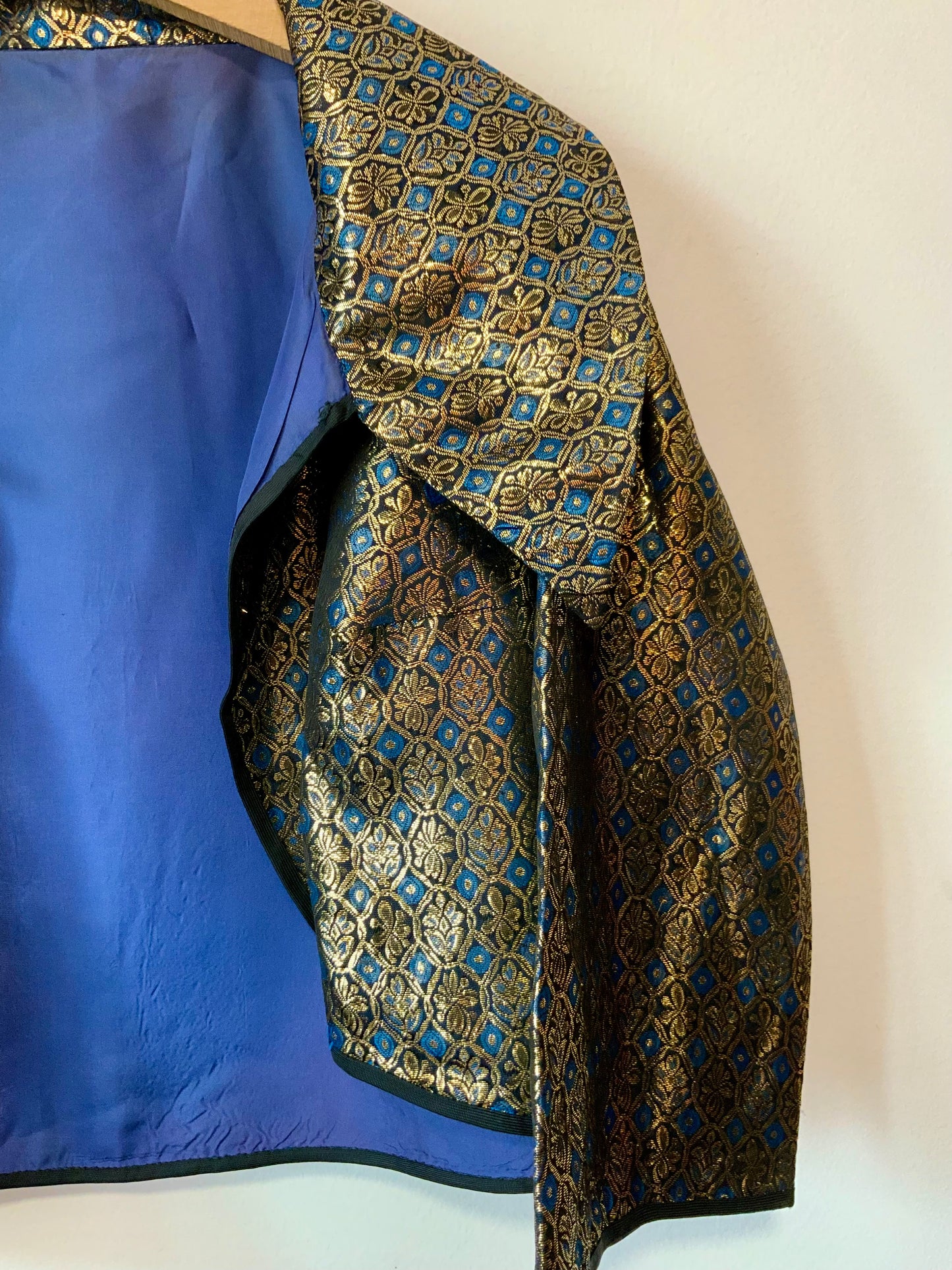 Veste effet Cape en Lurex création vintage fait main