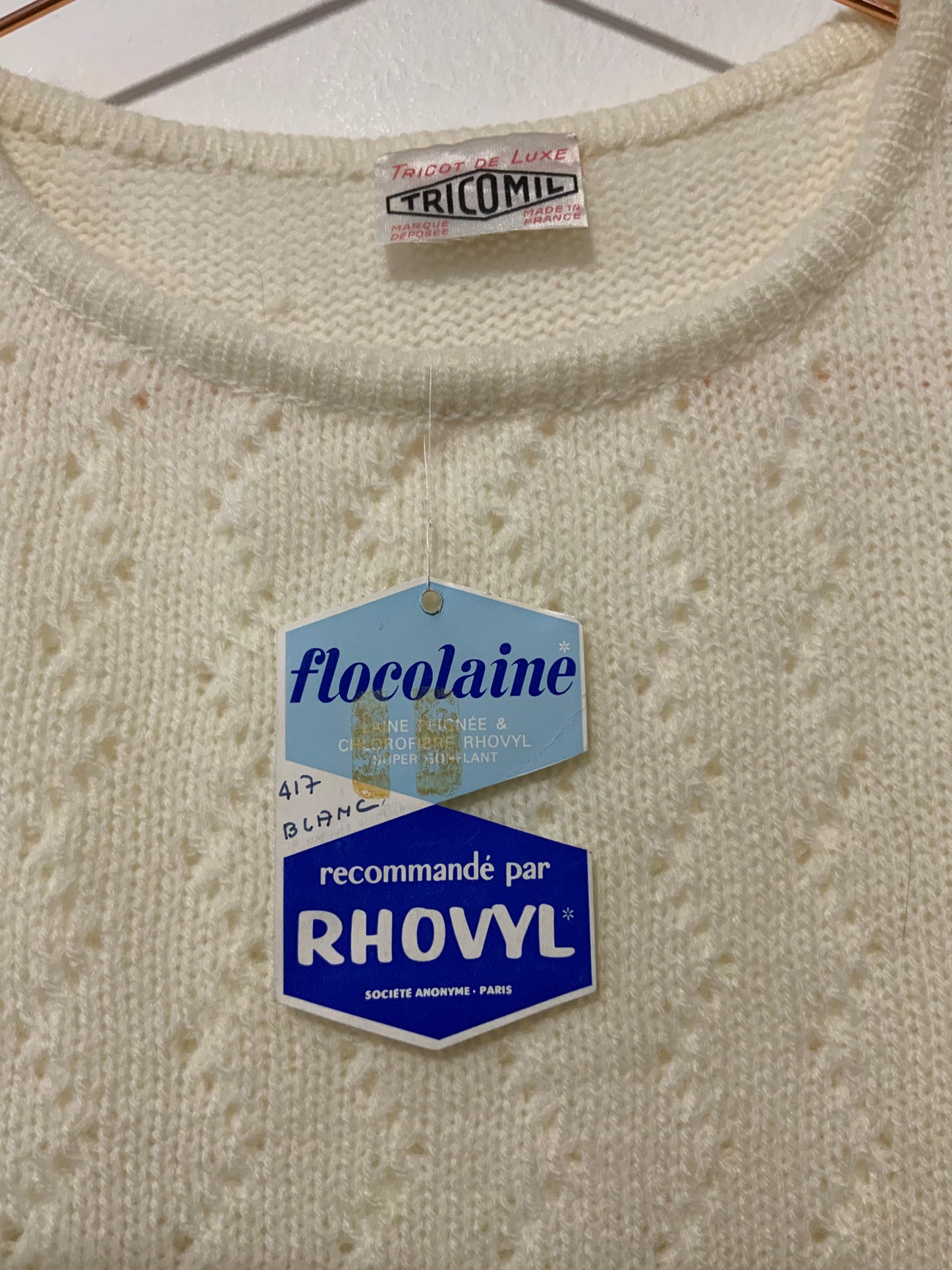 Pull sans manche mailles ajourées blanc en laine peignée Vintage 1970/80 Tricot Luxe