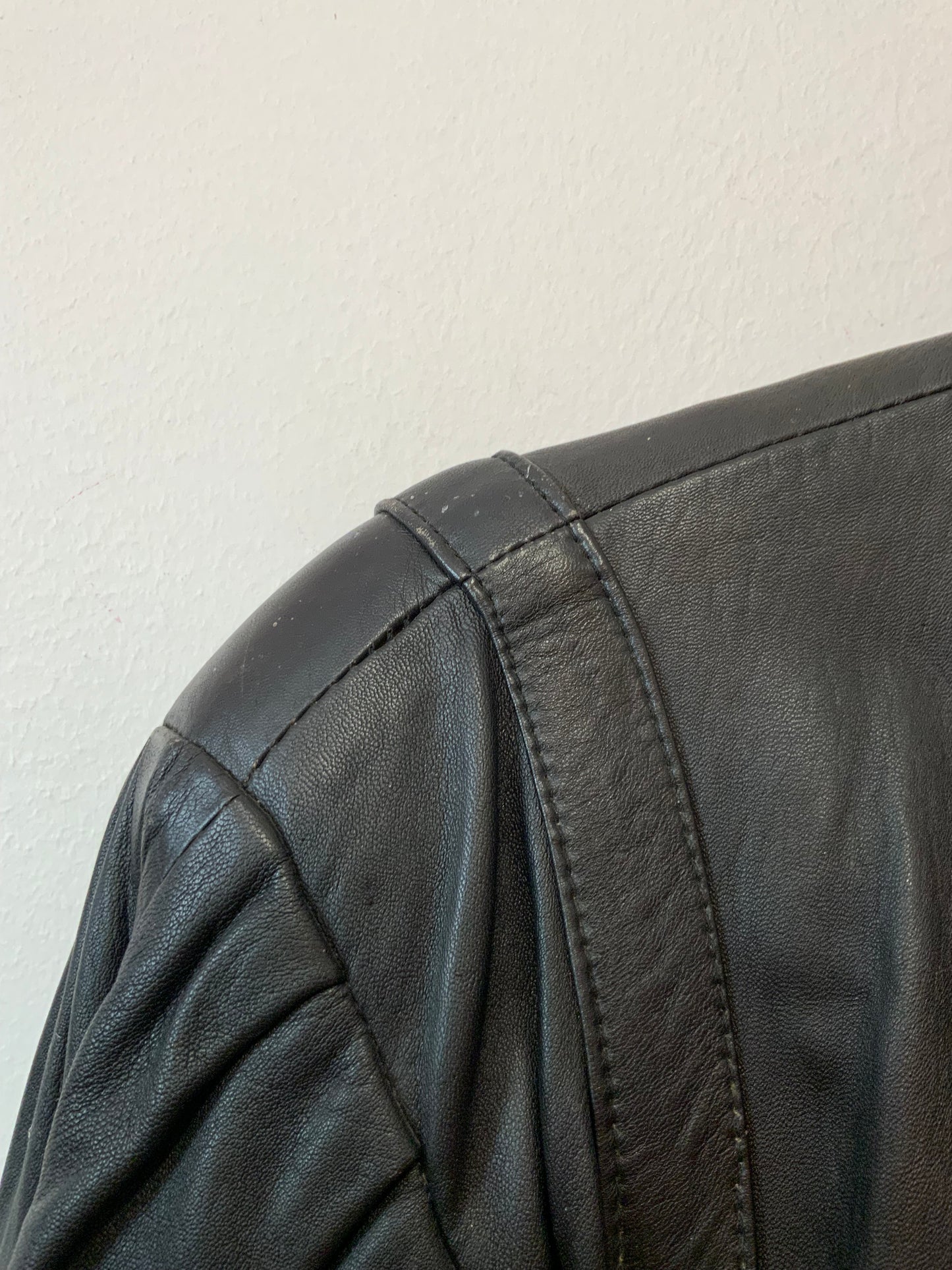 Blouson Cuir Noir Large Vintage Eighties Pur 1980