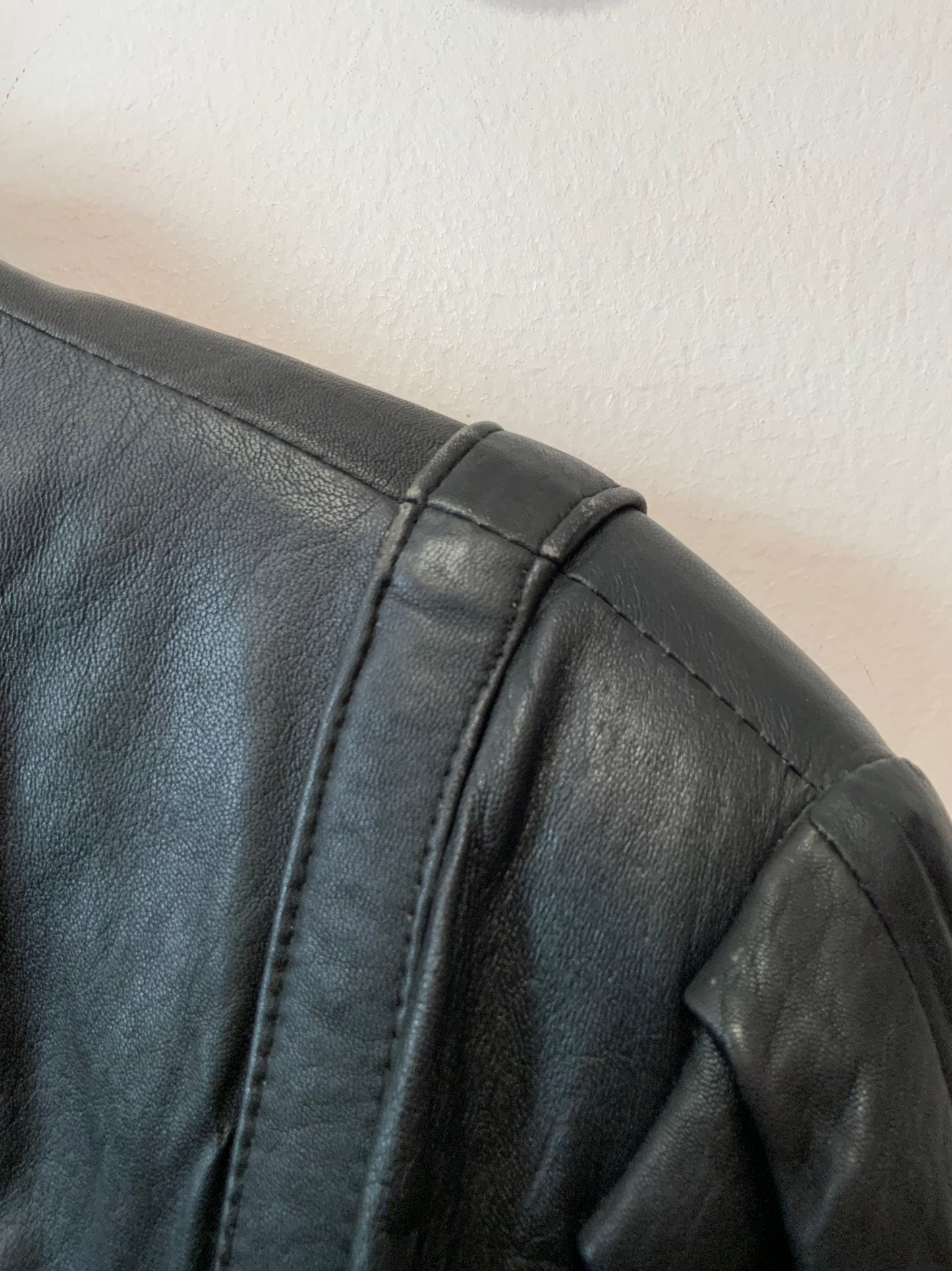 Blouson Cuir Noir Large Vintage Eighties Pur 1980