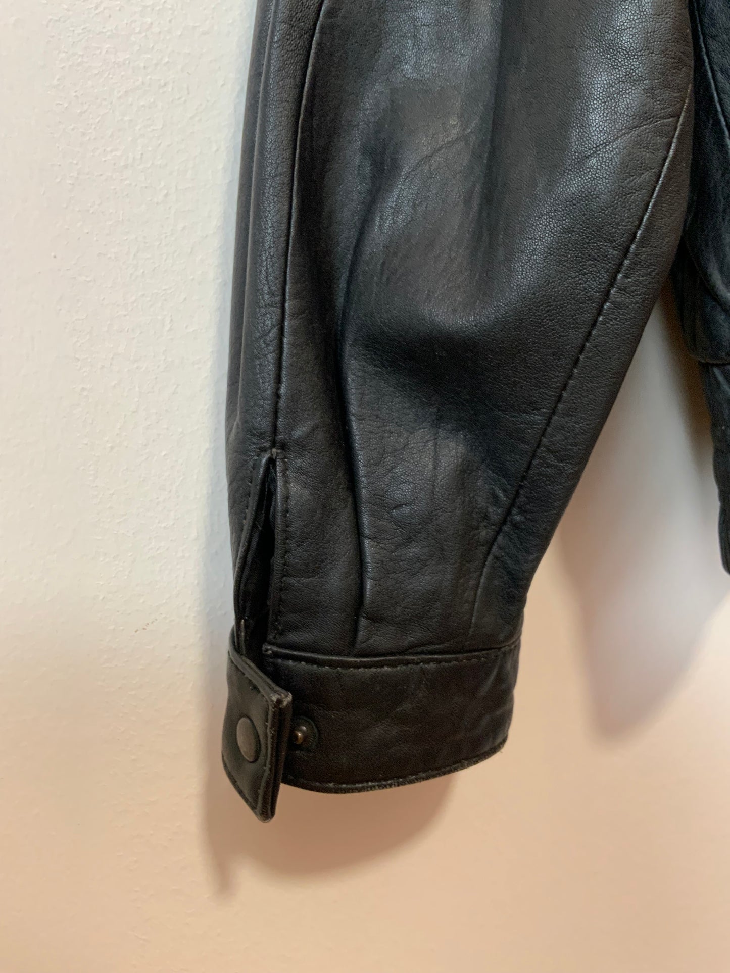 Blouson Cuir Noir Large Vintage Eighties Pur 1980