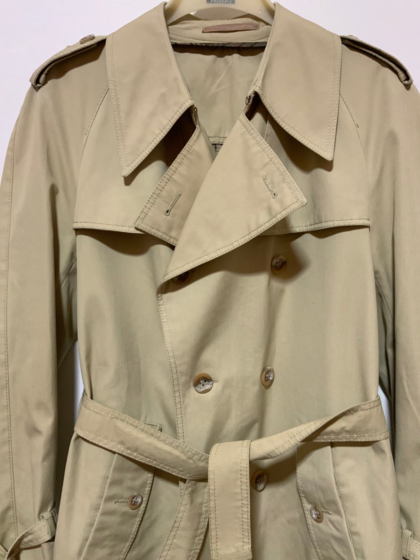 Très beau Trench Made in Belgium Tissu Tergal Rainsafe Imperméable