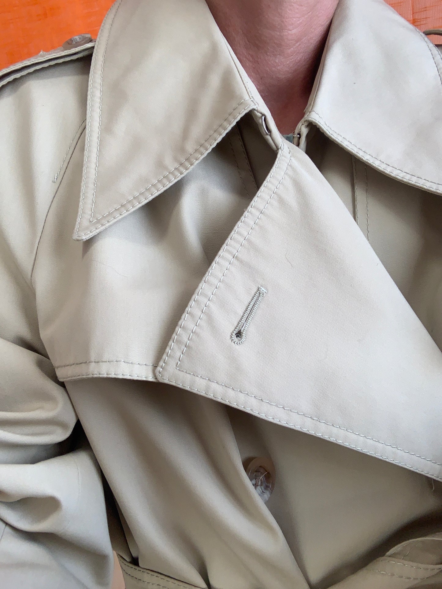 Très beau Trench Made in Belgium Tissu Tergal Rainsafe Imperméable