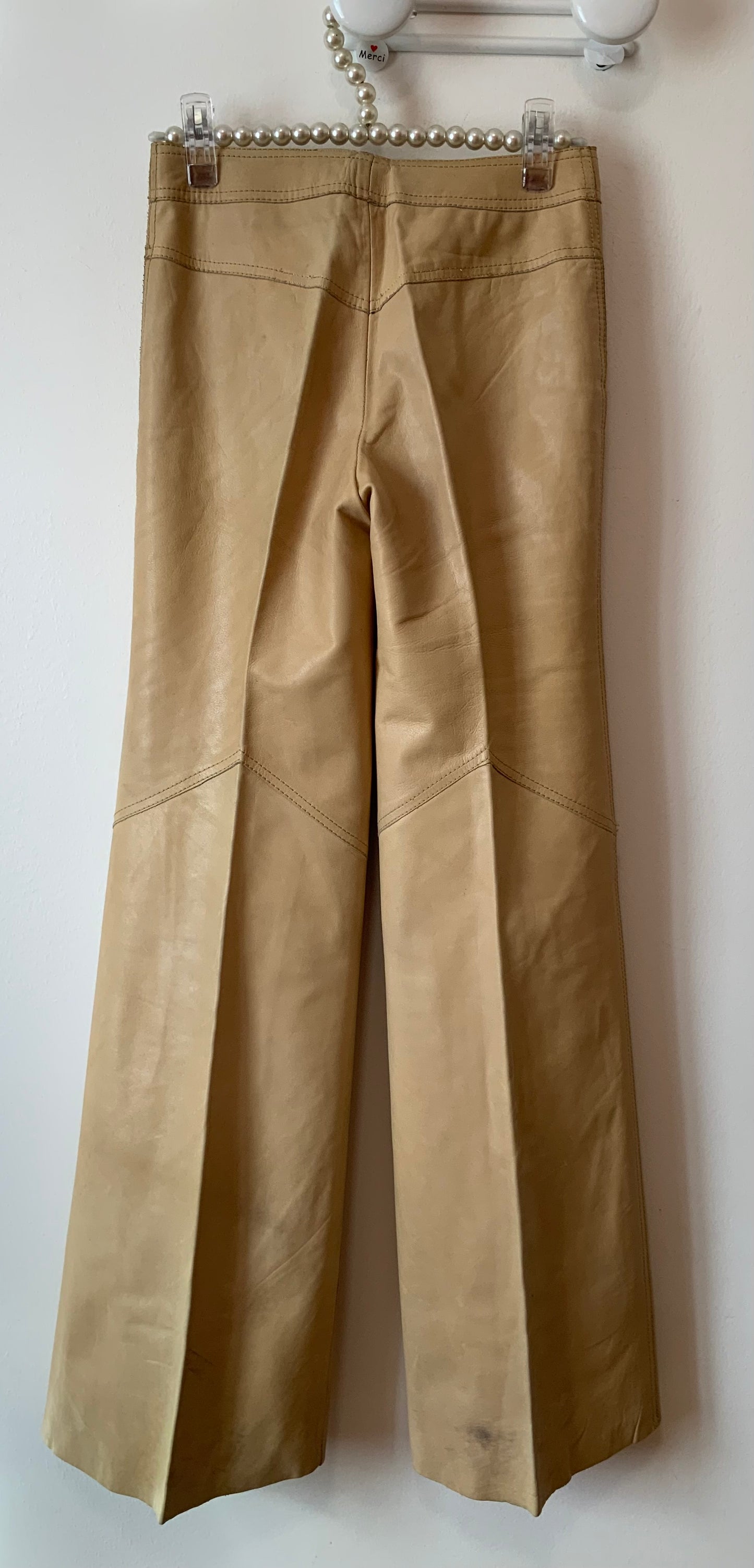 Sublime Pantalon pattes d’éléphant Flare 1970 Cuir beige Furs Ettex Paris
