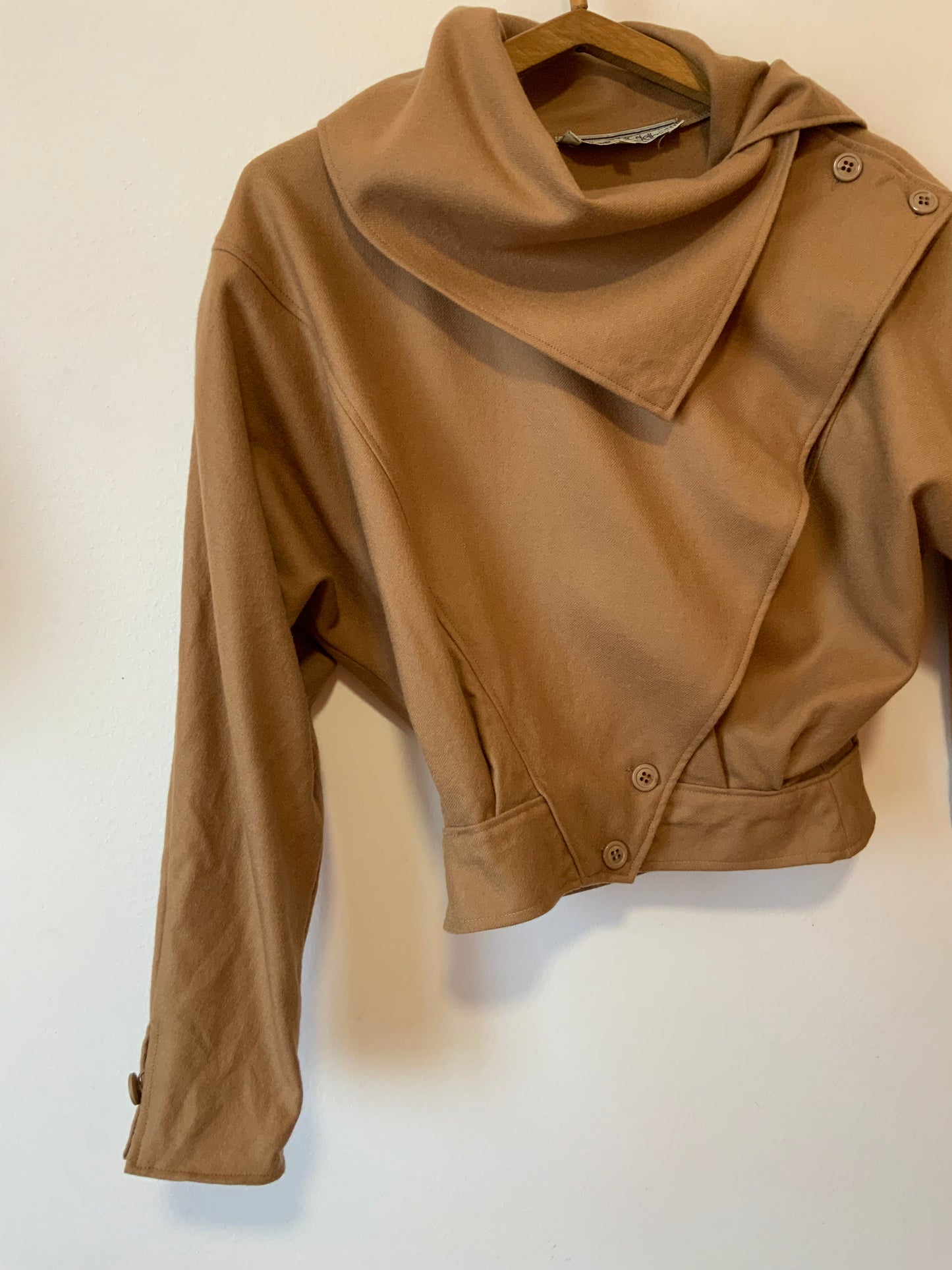 Veste courte Originale Vintage 1970 Pure Laine Peignée Delbord Paris création Seventies