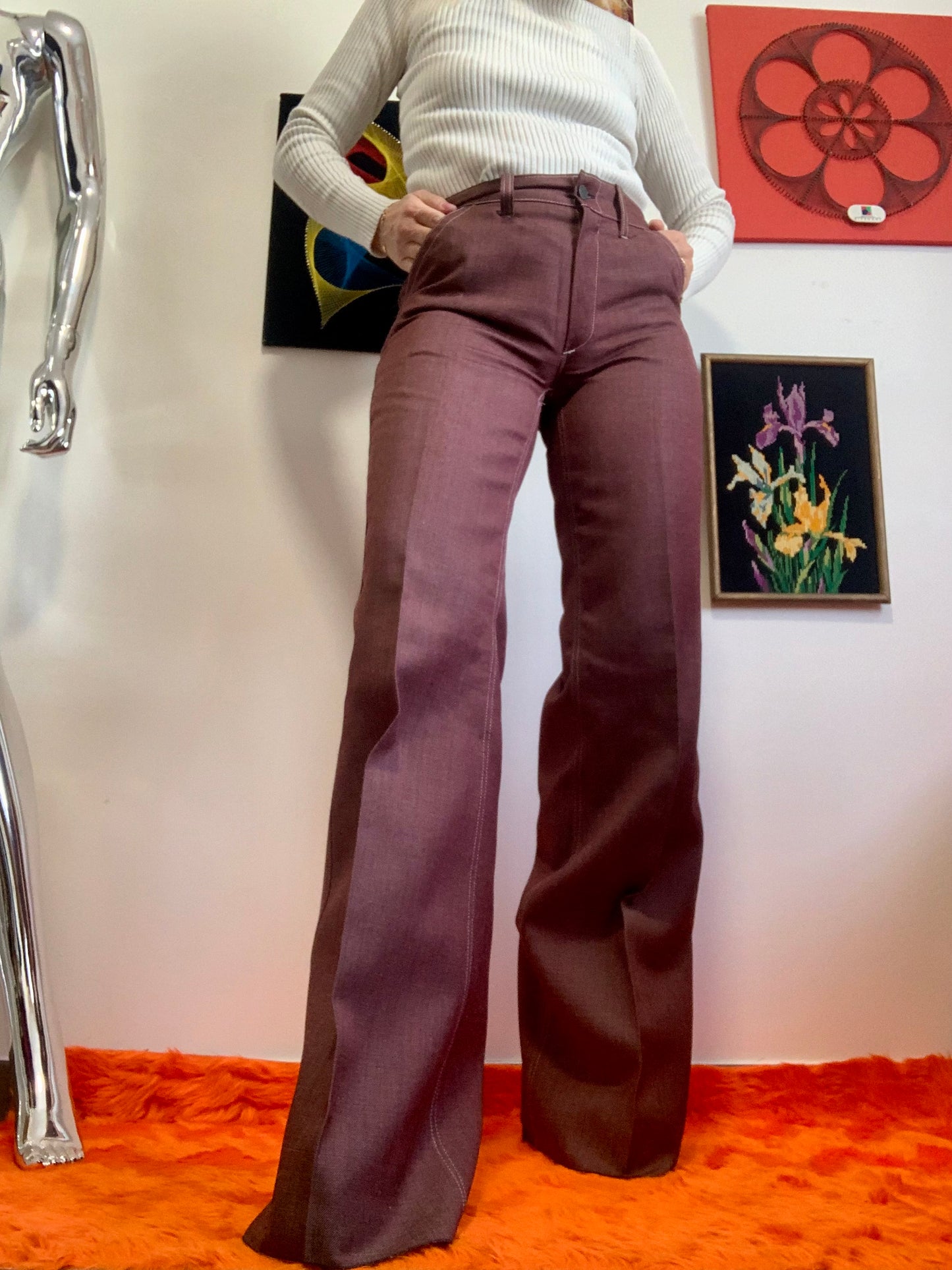 Pantalon pattes d’éléphant Flare France Deadstock Denim Rouge 1975 Vintage