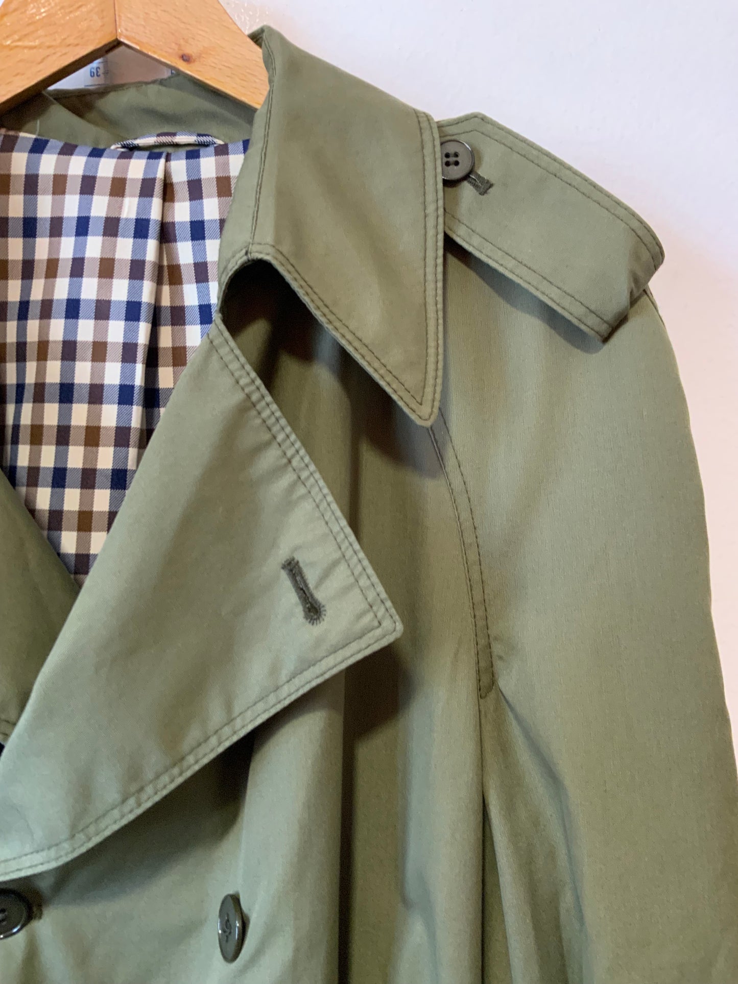 Très beau trench Kaki et Ecossais Vintage Élégance 1980