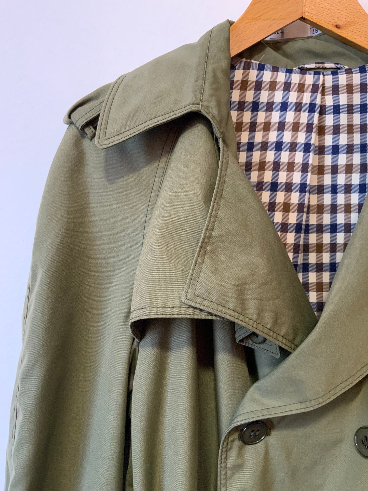 Très beau trench Kaki et Ecossais Vintage Élégance 1980