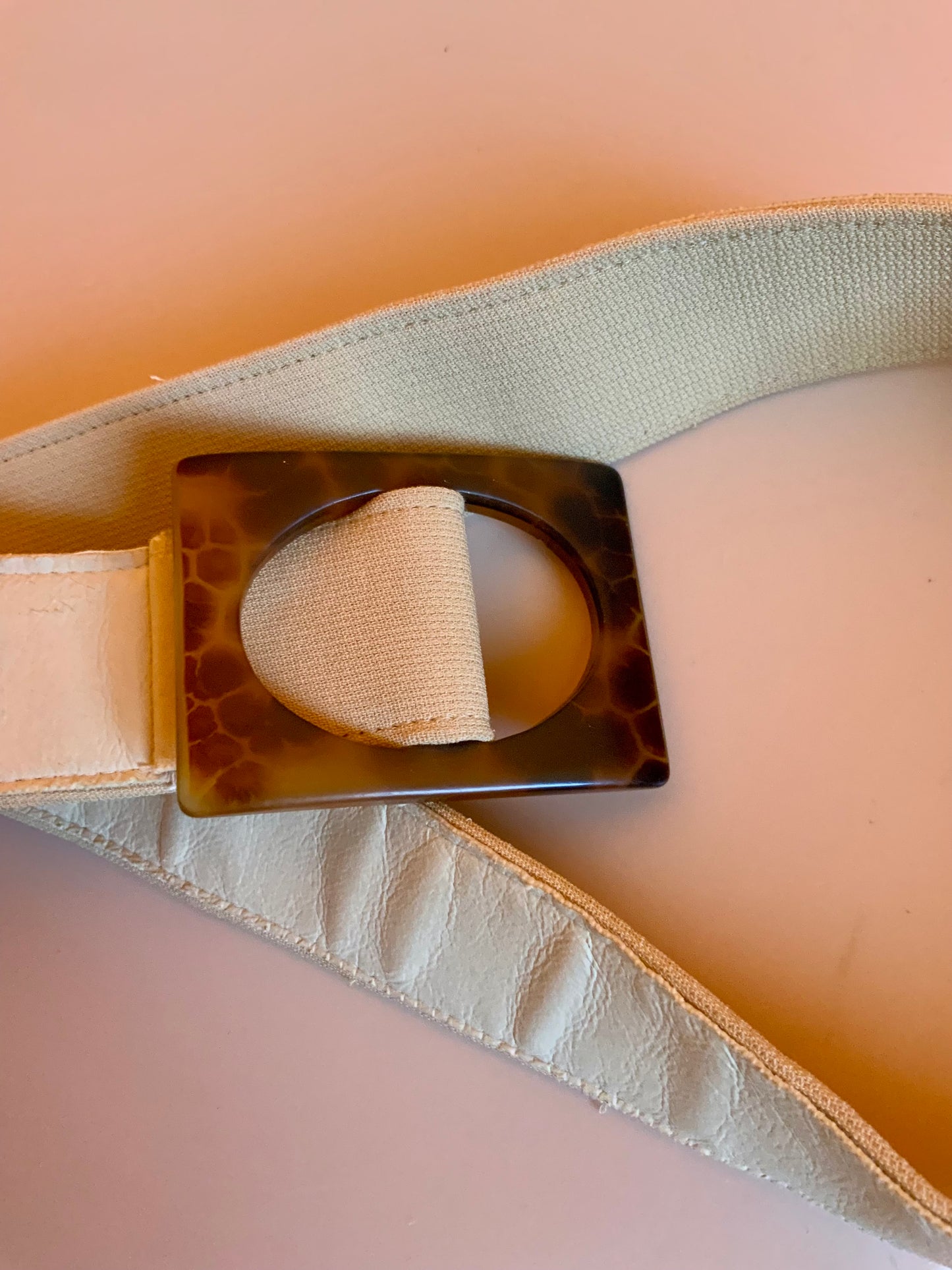 Superbe ceinture cuir et boucle Bakélite Vintage ajustable