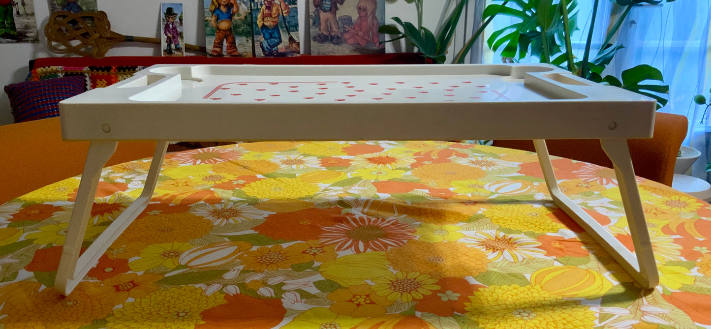 Plateau de Lit motifs Cœurs ♥️ Vintage 1980