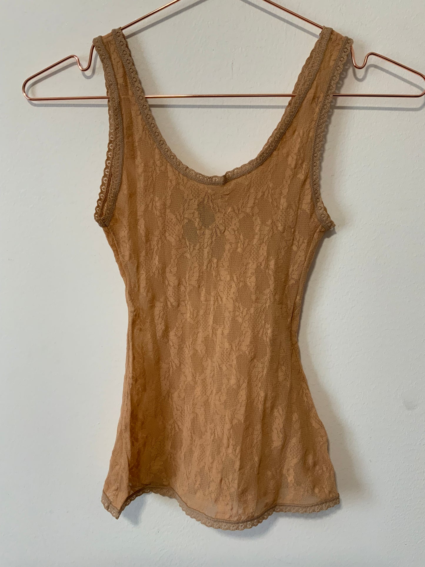 Débardeur Dentelle mousse nude Deadstock 1980 Sexy Vintage France