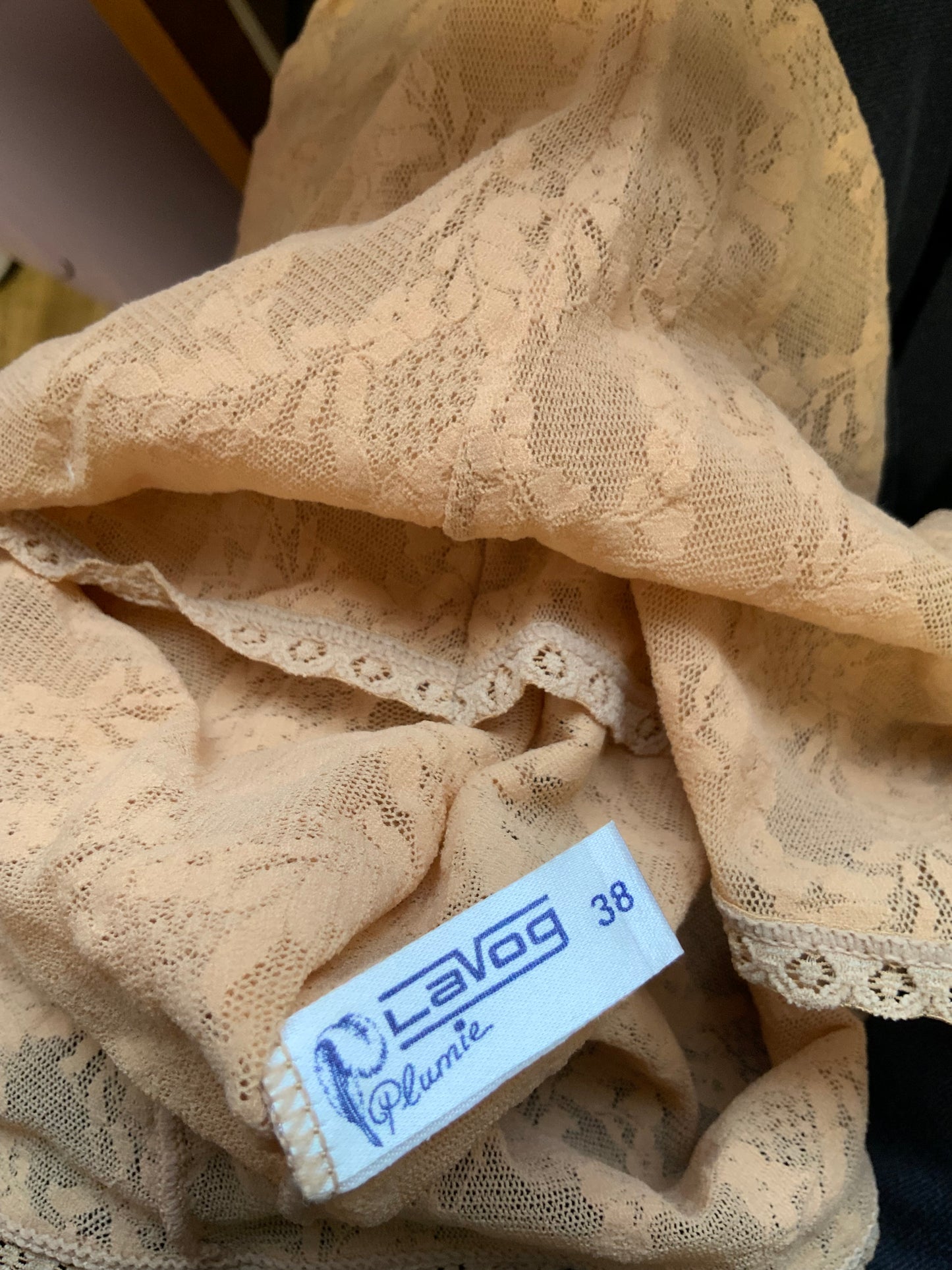 Débardeur Dentelle mousse nude Deadstock 1980 Sexy Vintage France