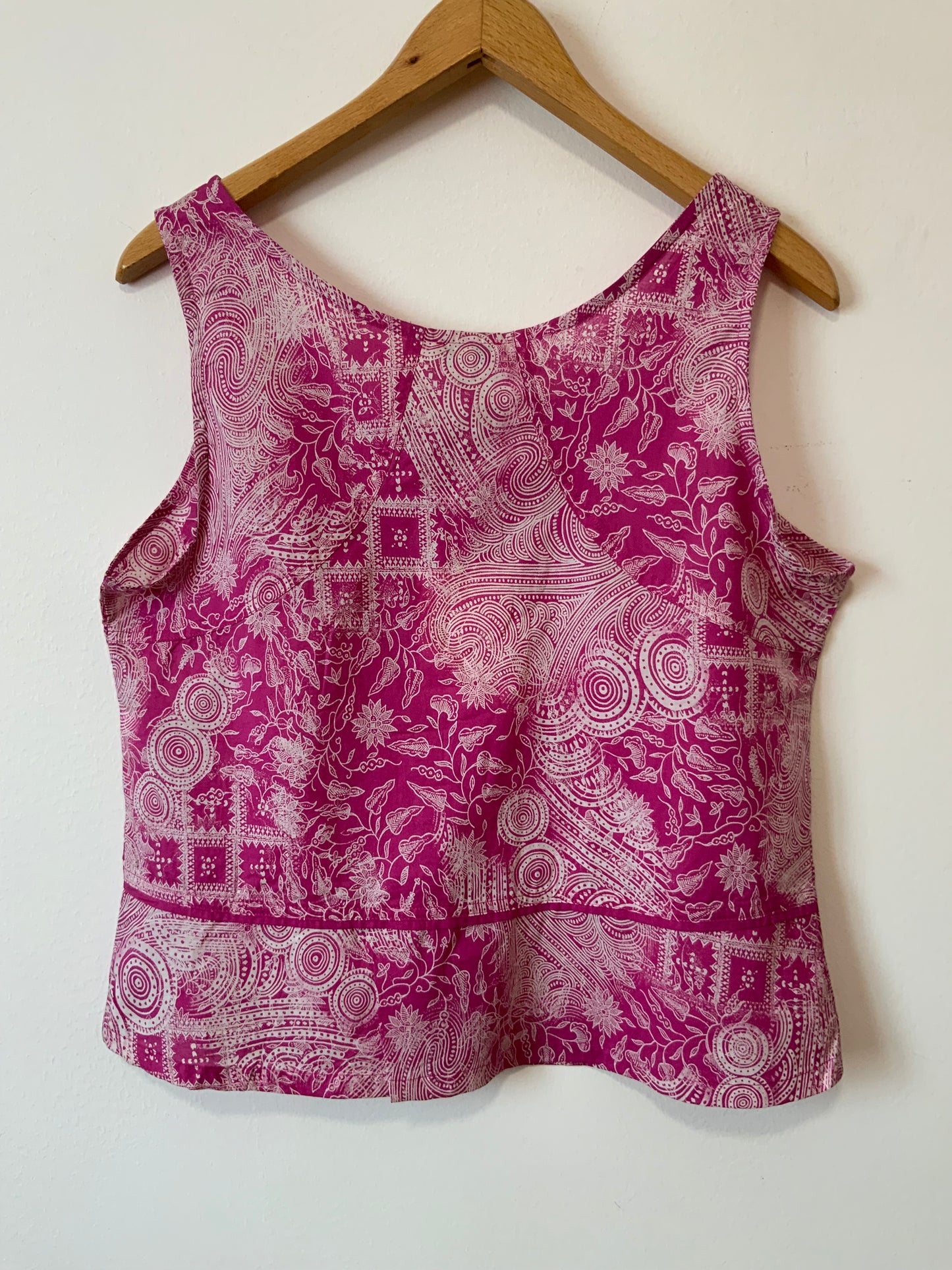 1980 Débardeur boutonné motifs fleurs Fuchsia Coton Deadstock Armor Lux Vintage