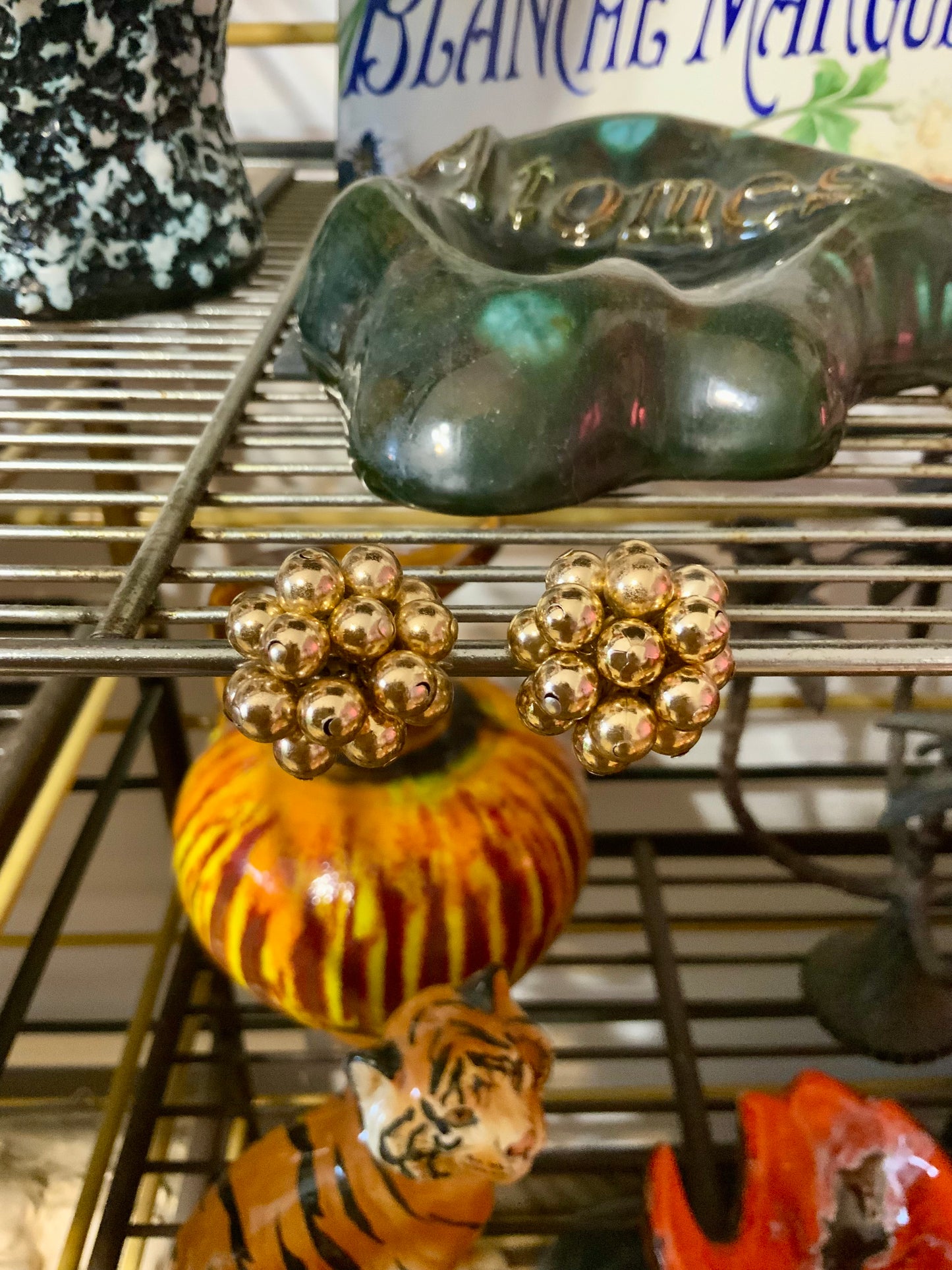 Boucles d’oreilles Grappes métal doré Vintage