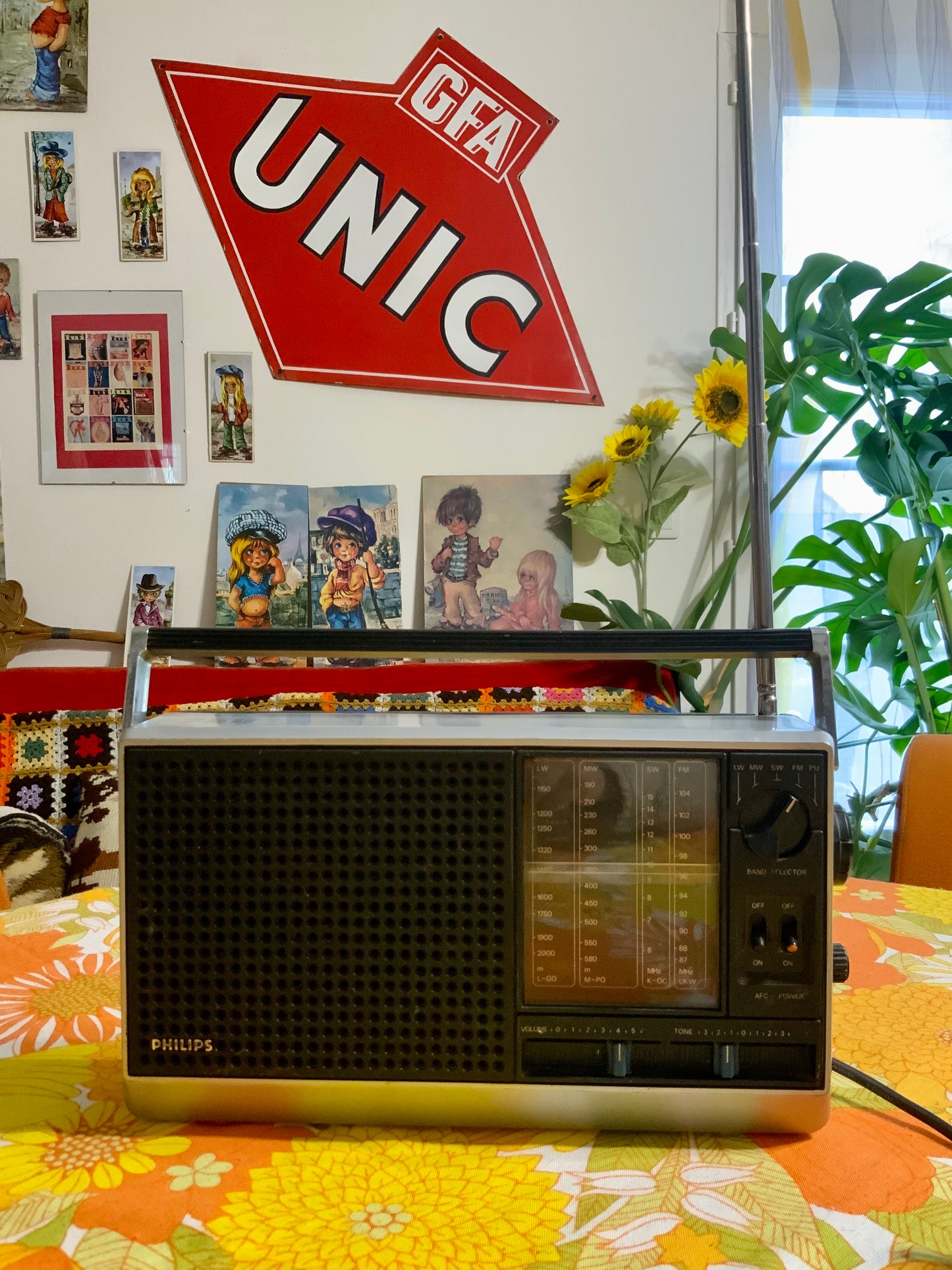 Poste Radio Vintage 1980 État de Fonctionnement
