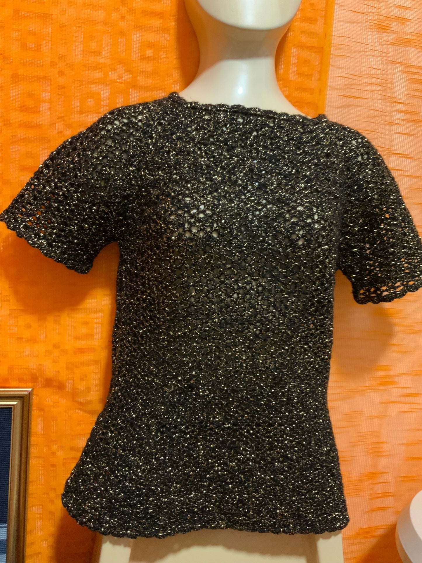 Pull Ajouré tricot crochet Noir Doré Vintage 1980