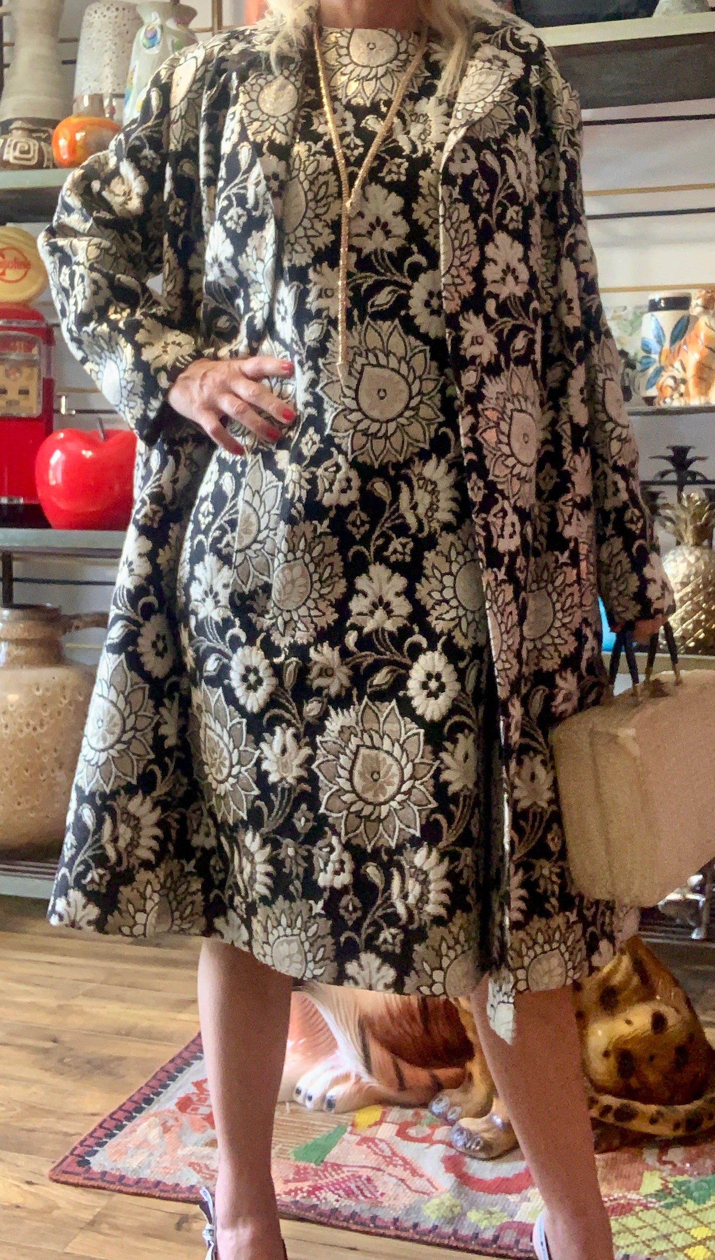 Ensemble Création Chic Fleurs dorées 1970 Fait main Unique Élégance Assurée