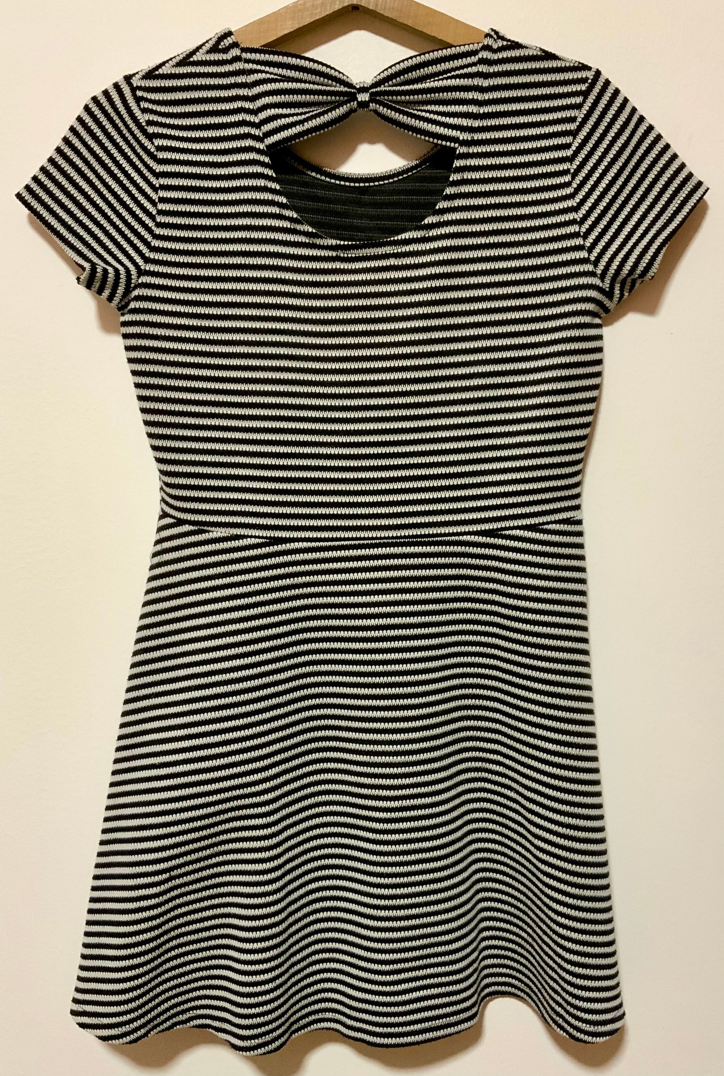 Robe patineuse à rayures Dos dénudé Vintage 1990