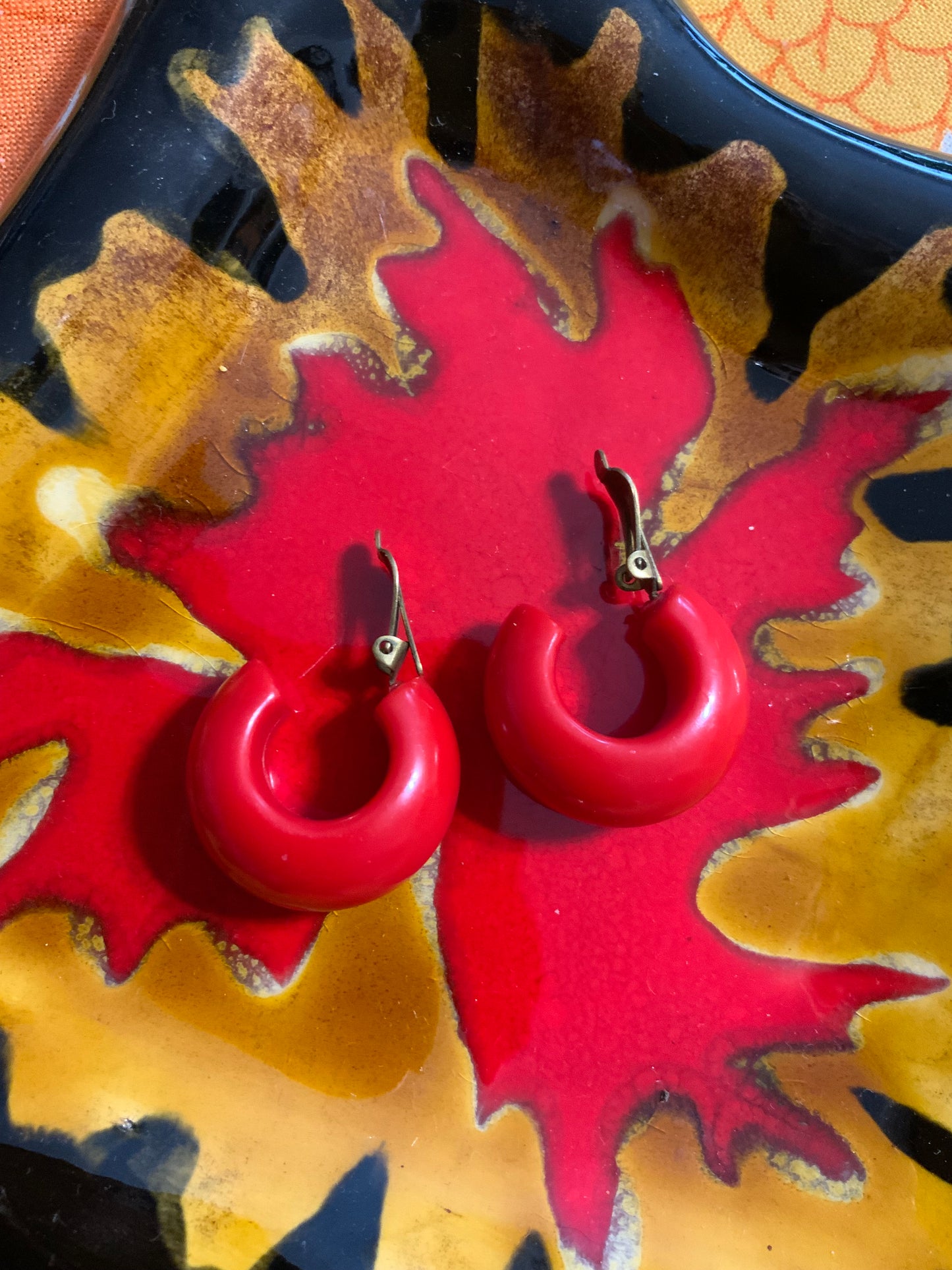 Boucles d’oreilles créoles rouges Vintage