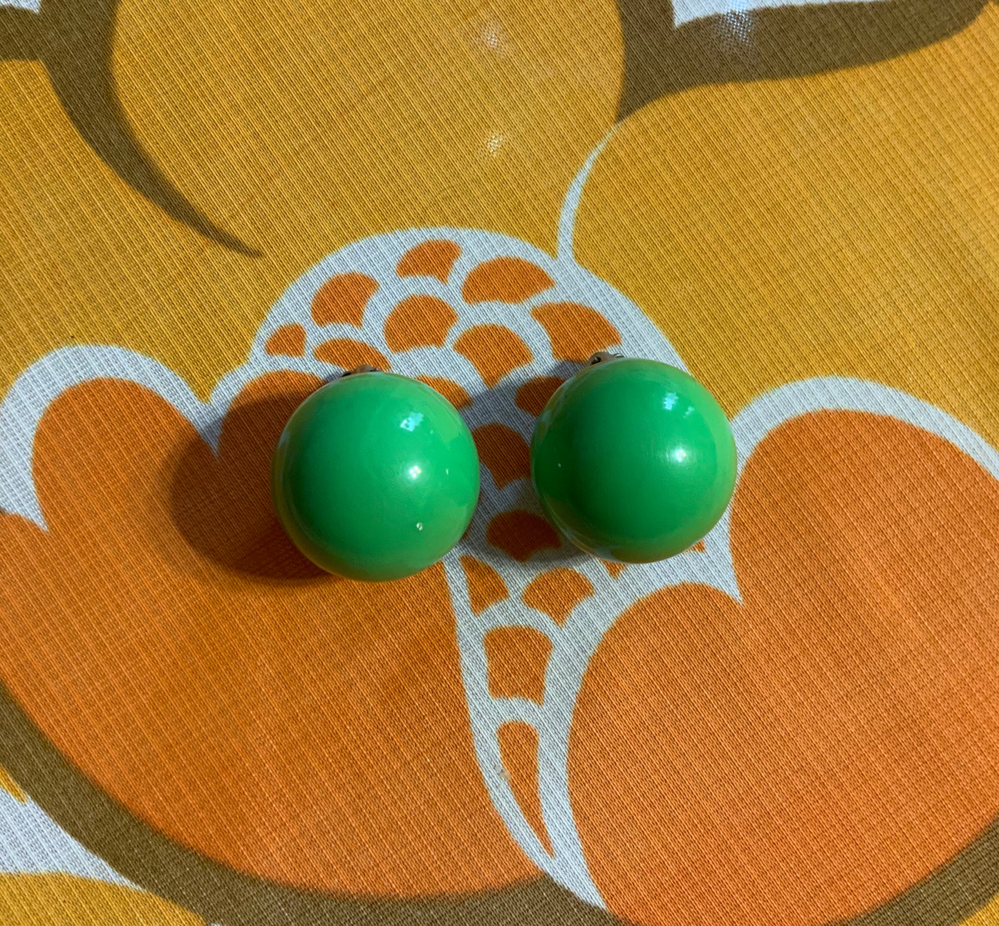 Boucles d’oreilles boules vertes Vintage 1980