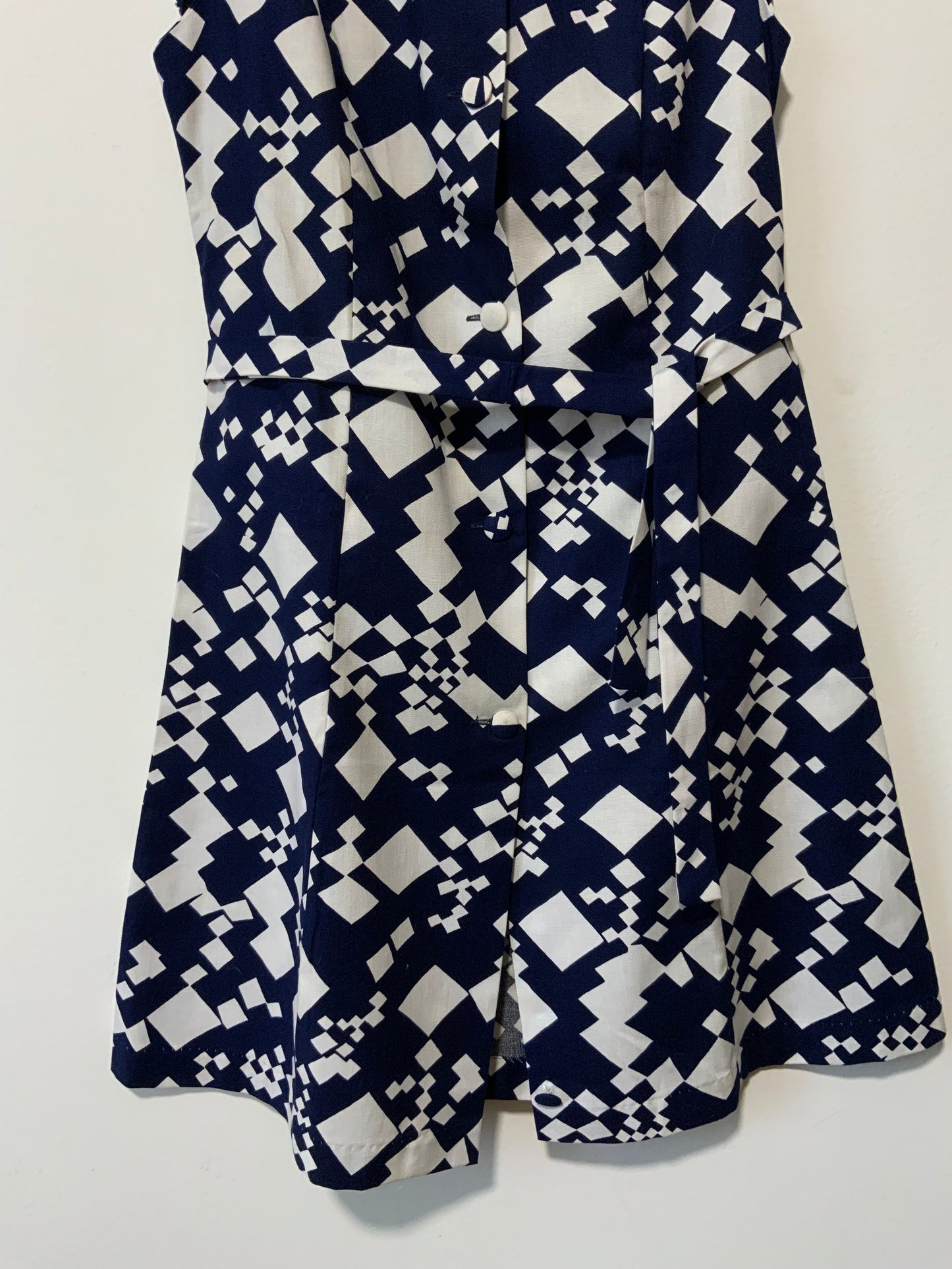 Robe boutonnée de créateur motifs Pepite Vintage France 1970 Deadstock