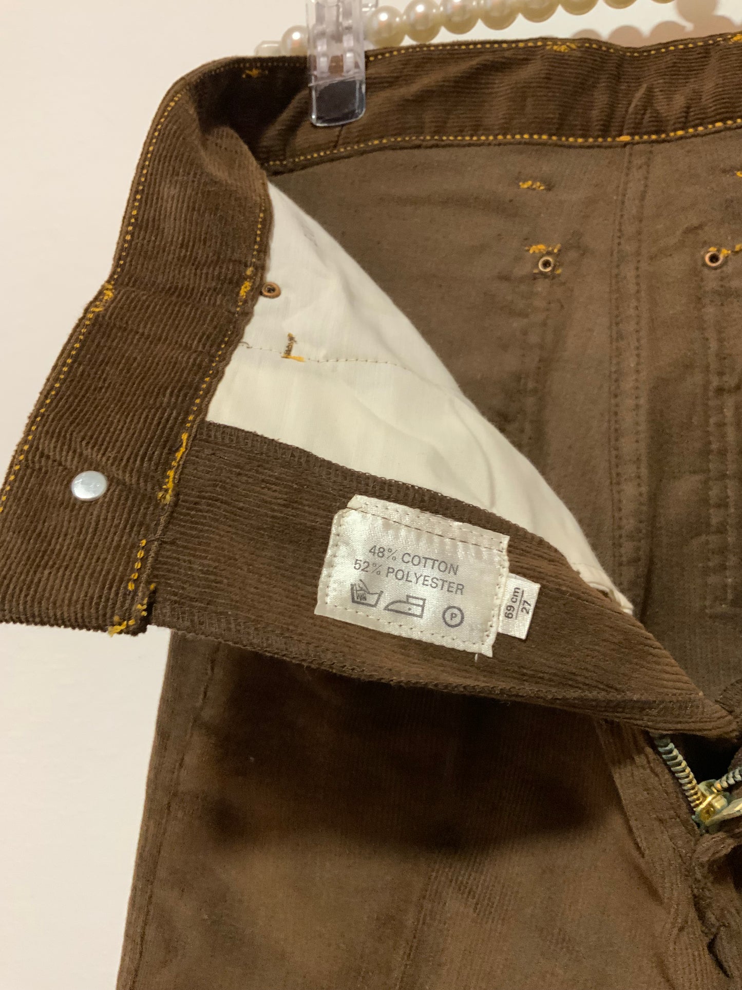 Très beau pantalon pattes d’éléphant 1970 Authentique velours côtelé