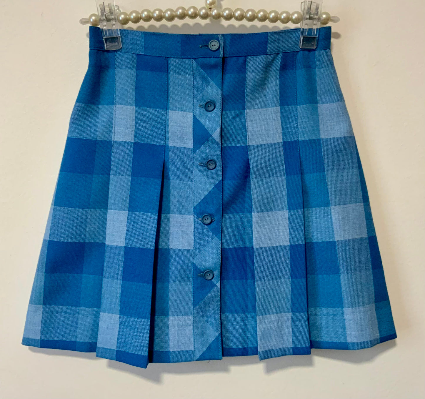 Jupe Plissée boutonnée courte carreaux bleus Tergal DeadStock Vintage 1970