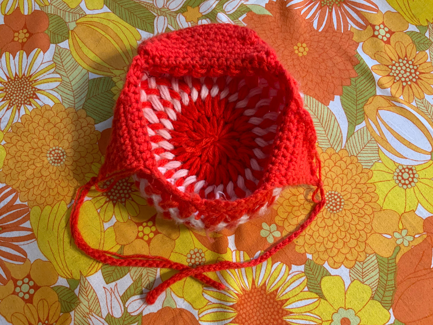 Chapeau casquette Laine tricotée Vintage 1970 Beauté
