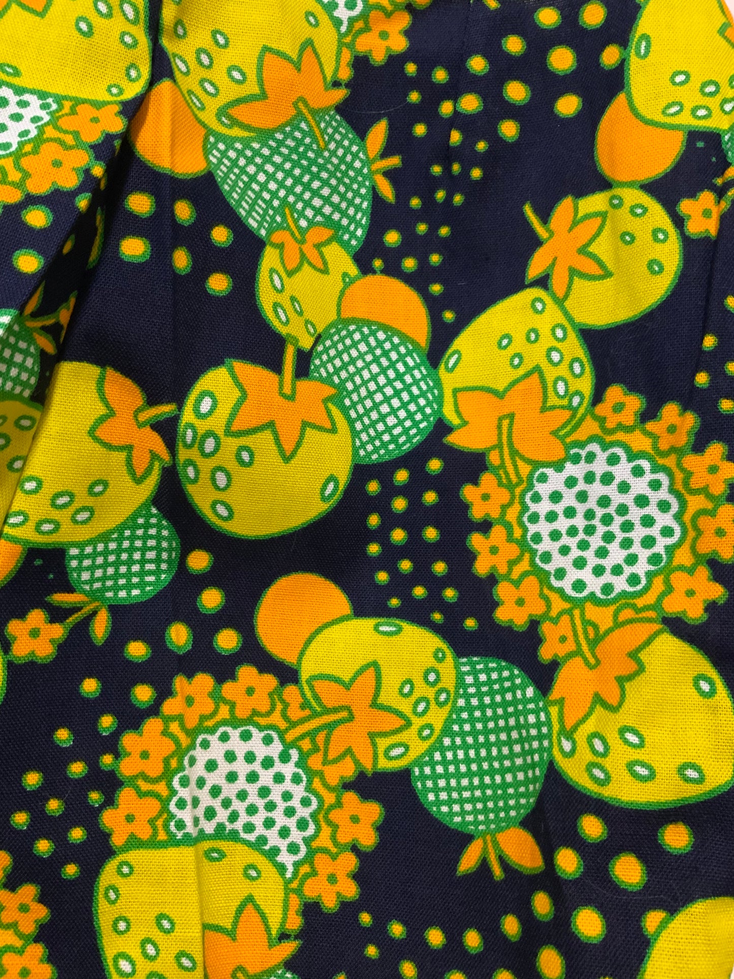 Sublime Short aux Motifs fraises Fleurs Vintage Authentique 1970