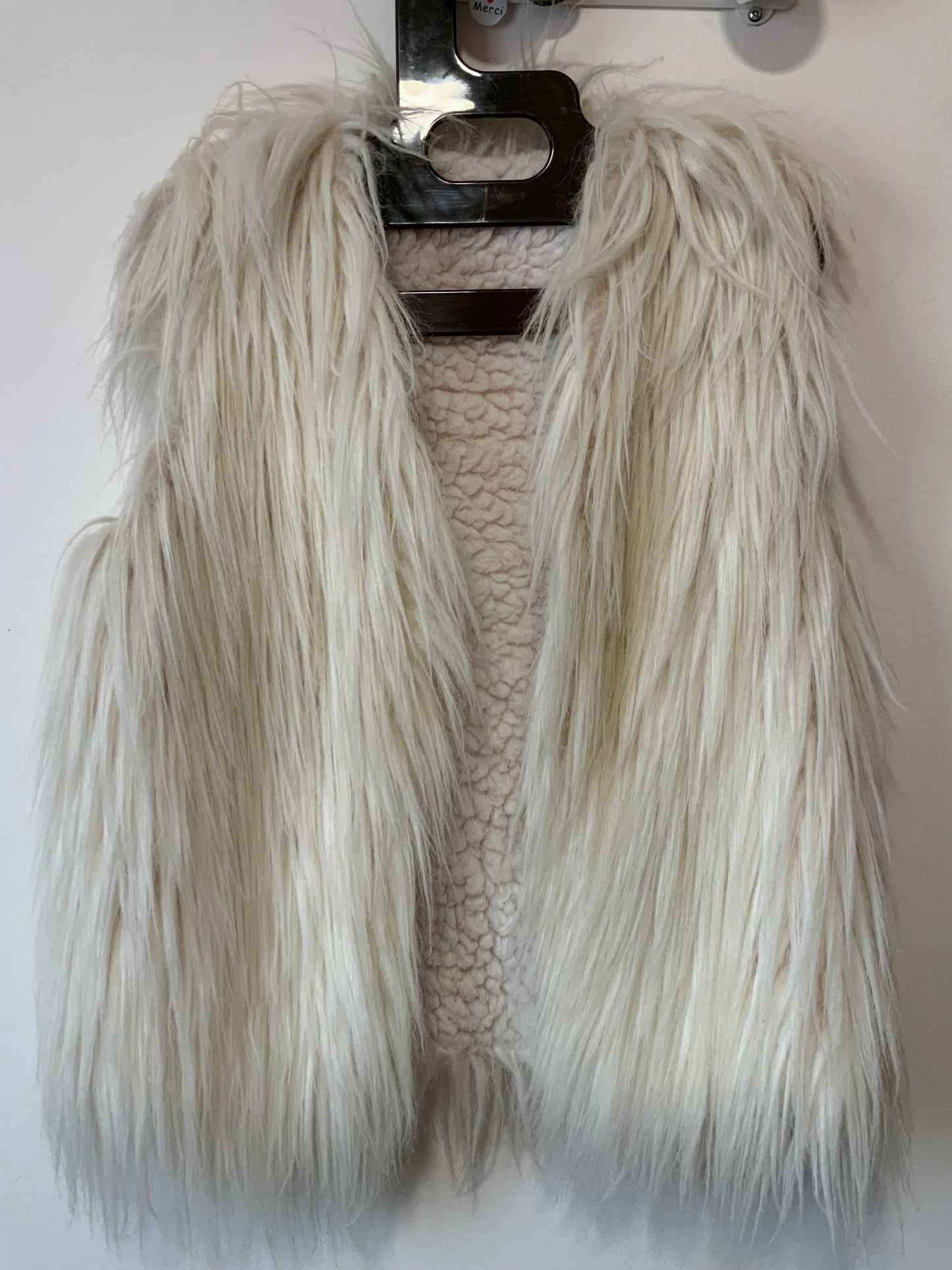 Sublime gilet sans manche à longue fourrure synthétique Vintage 1970/80 France
