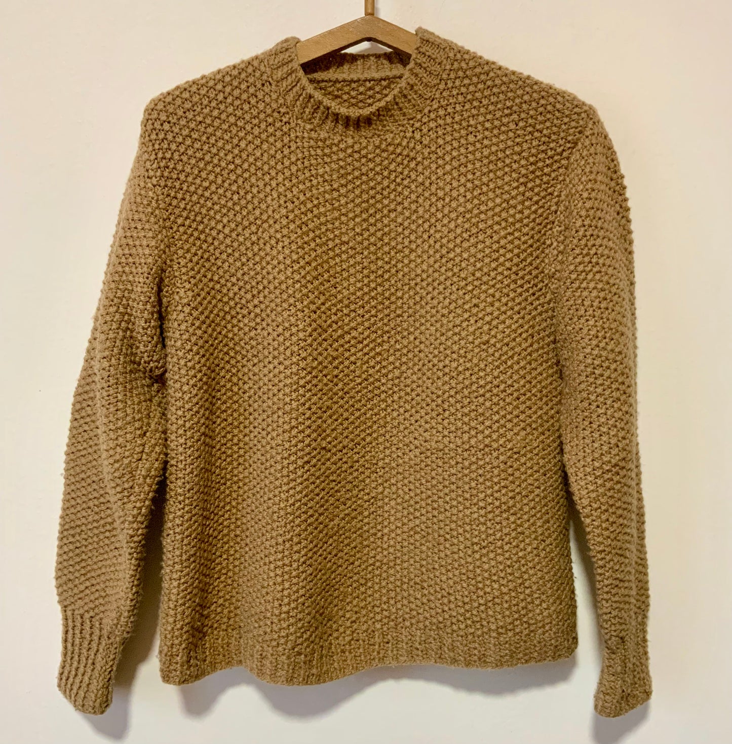 Très beau pull Laine Tricoté Main 1970