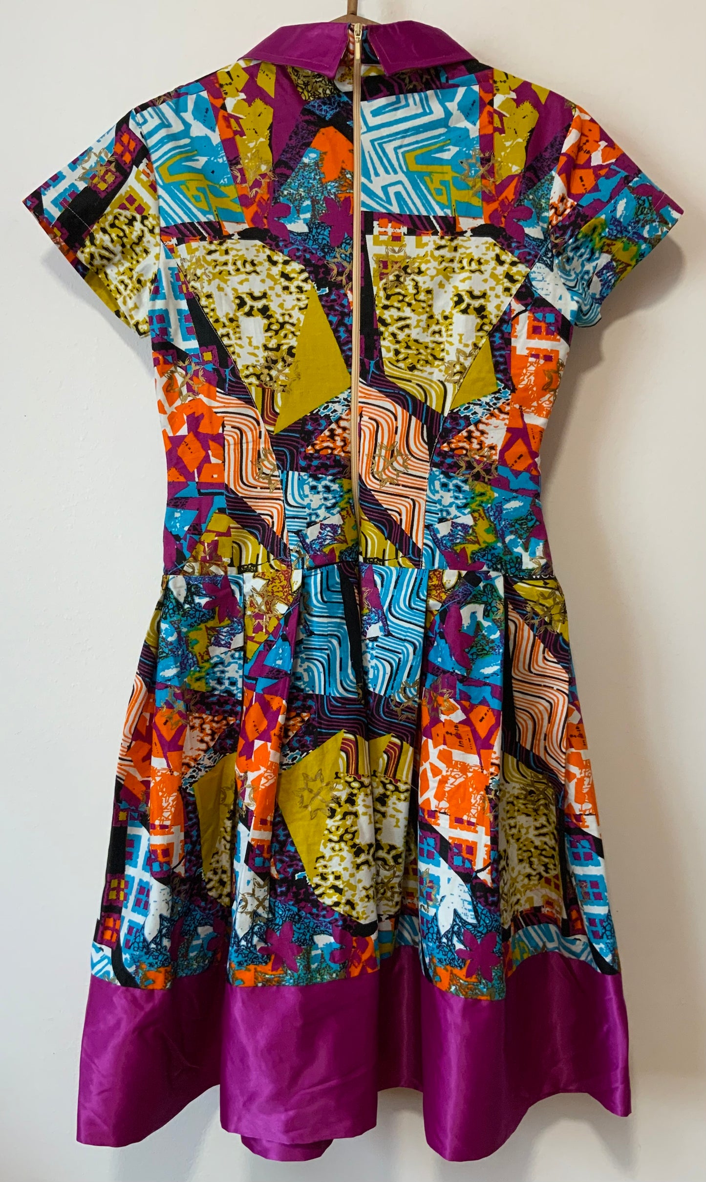 Robe colorée Patchwork Wax Création faite main plissée