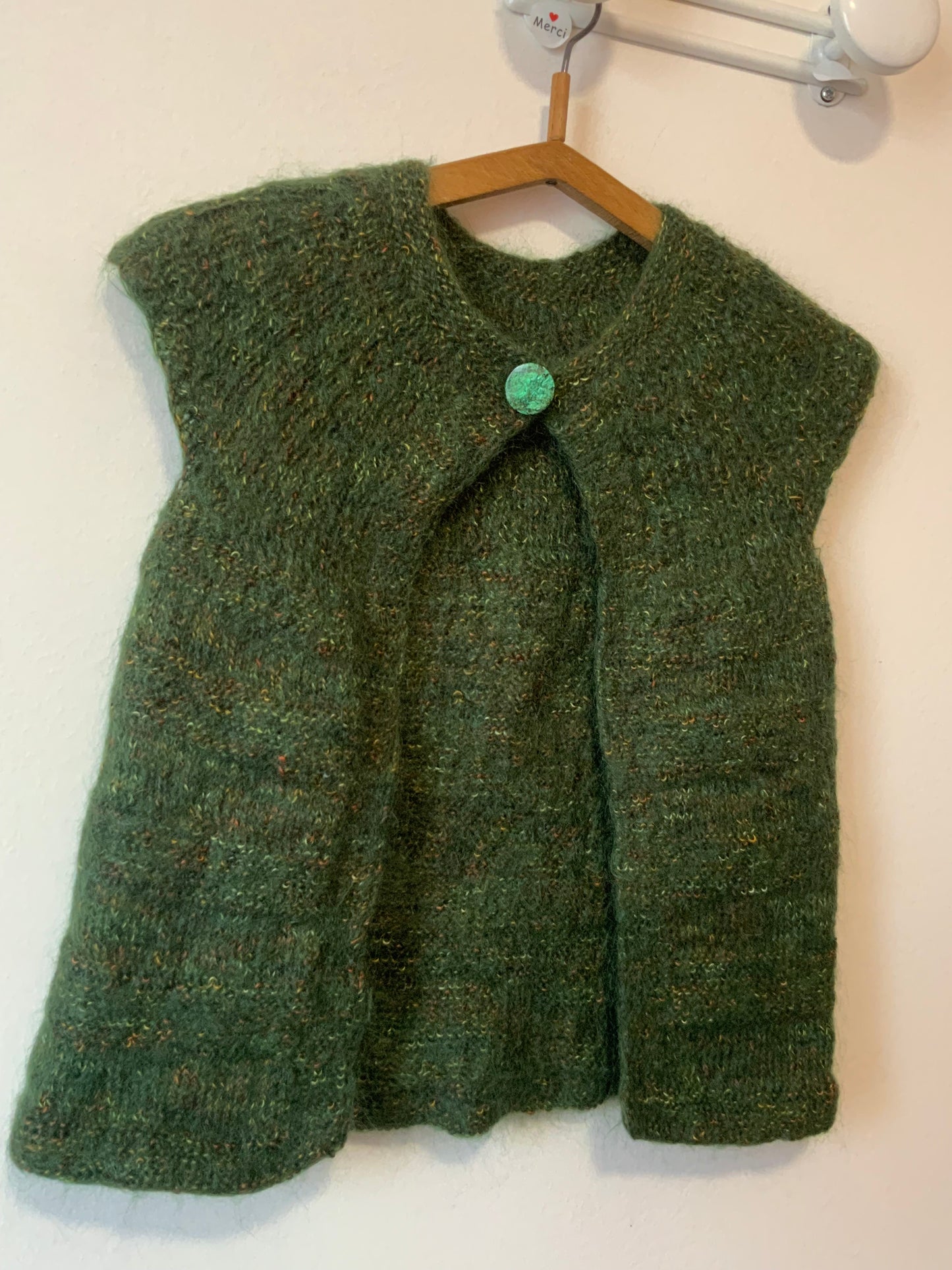 Gilet court sans manche tricoté Main en Laine avec Mohair - Vintage