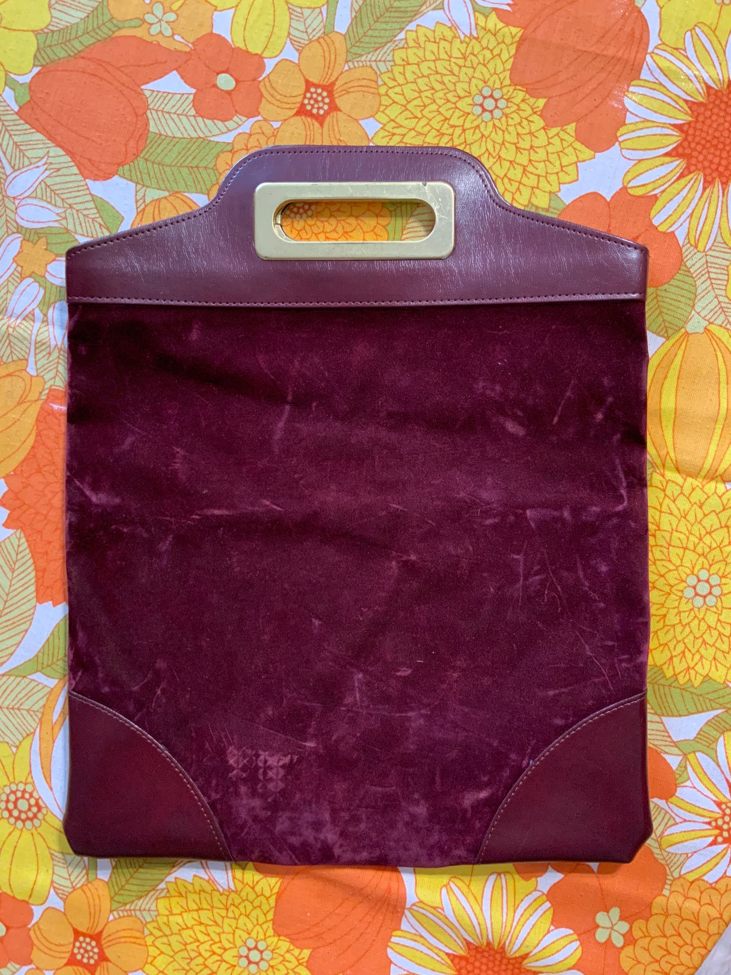 Sac cabas En velours et métal doré Beauté Vintage 1970