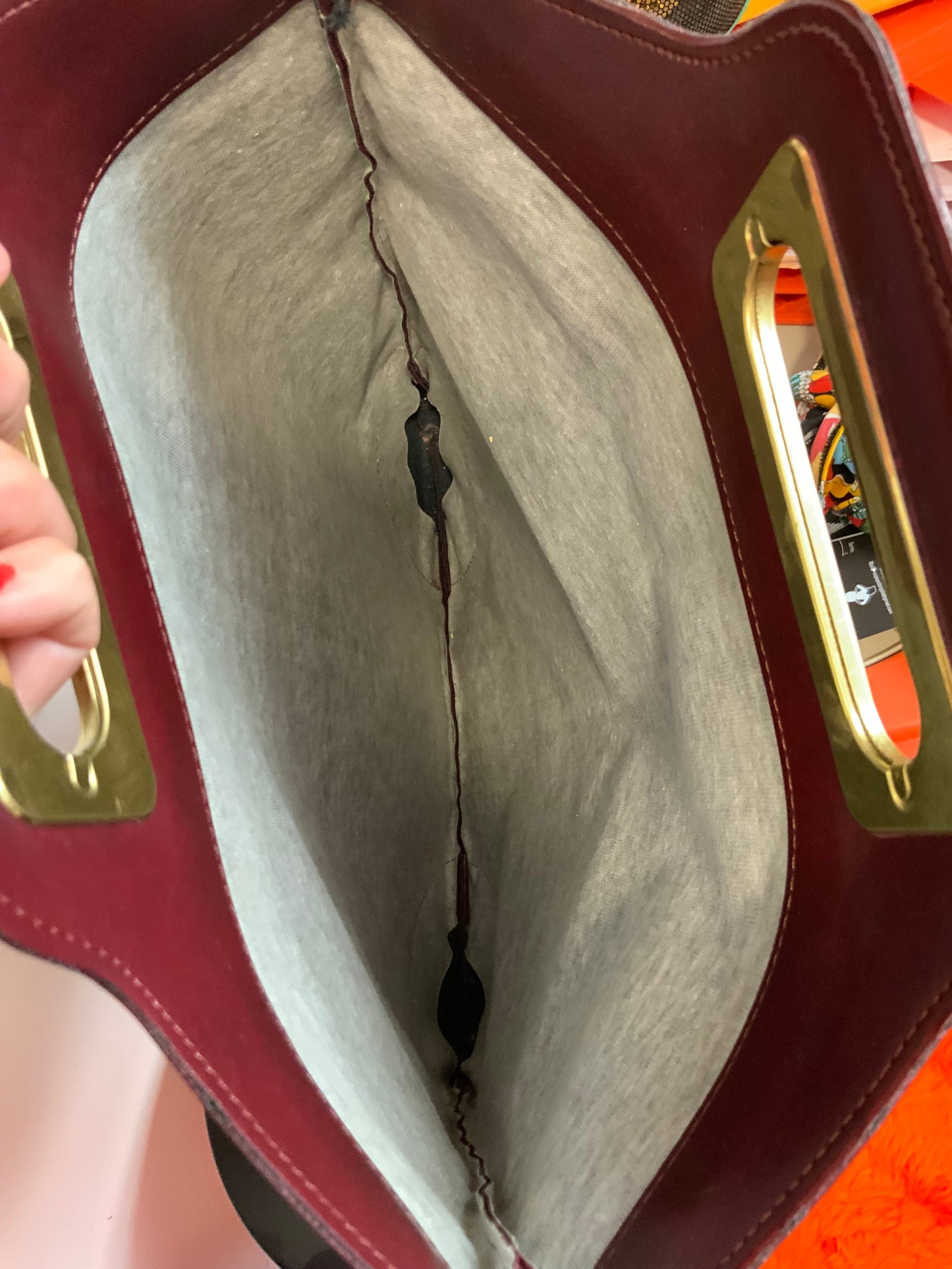 Sac cabas En velours et métal doré Beauté Vintage 1970