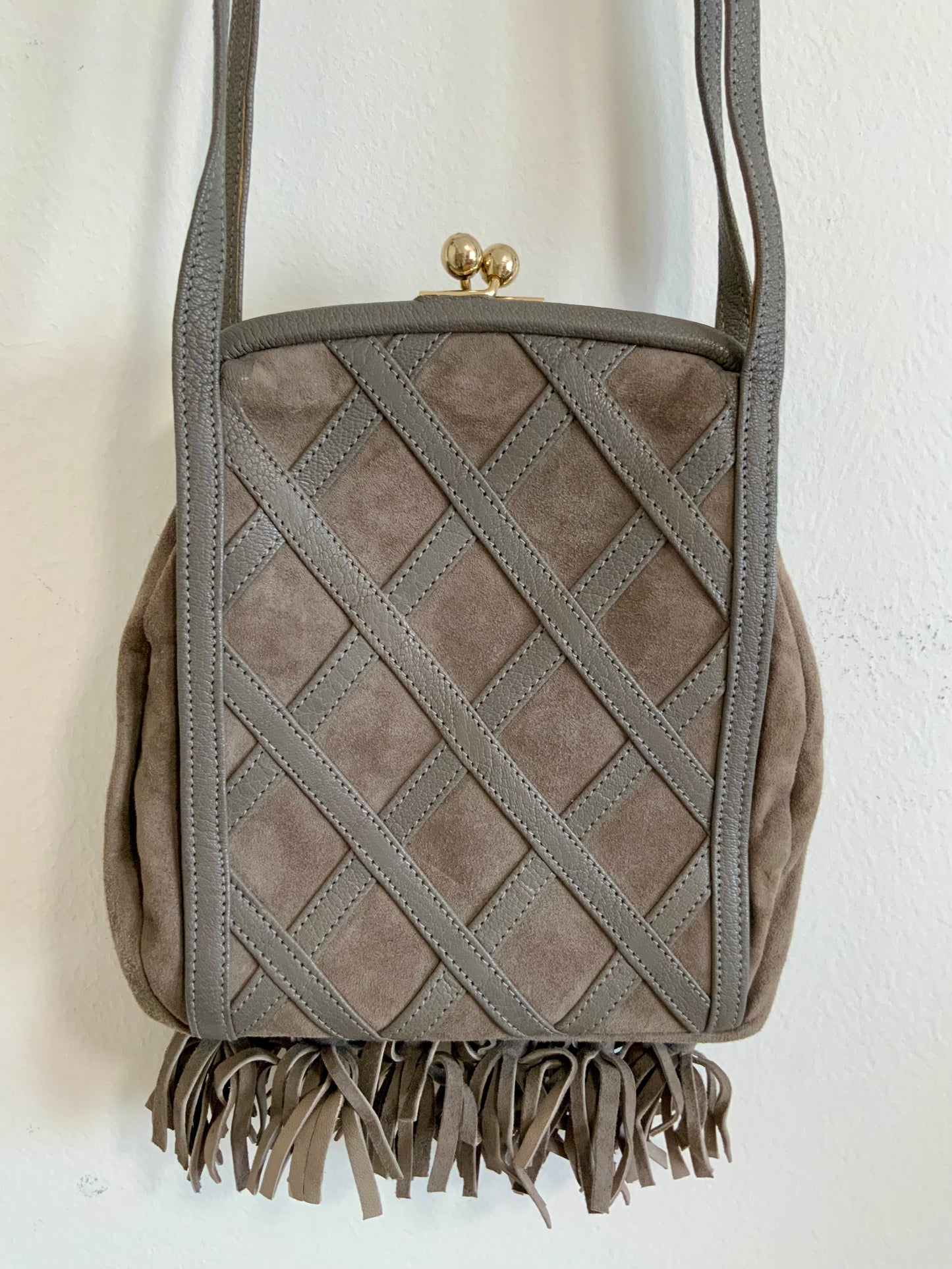 Sac à main Forme porte Monnaie Daim et Cuir Gris Vintage Franges