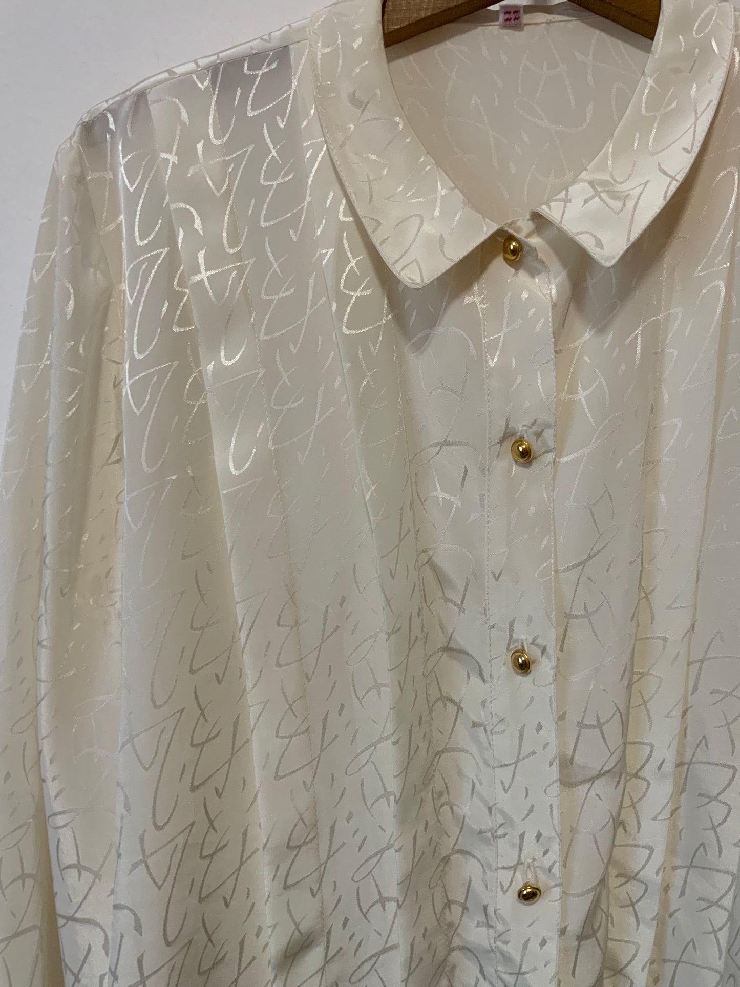 Chemisier plissé brillance ton sur ton Chic Élégance Vintage 1980