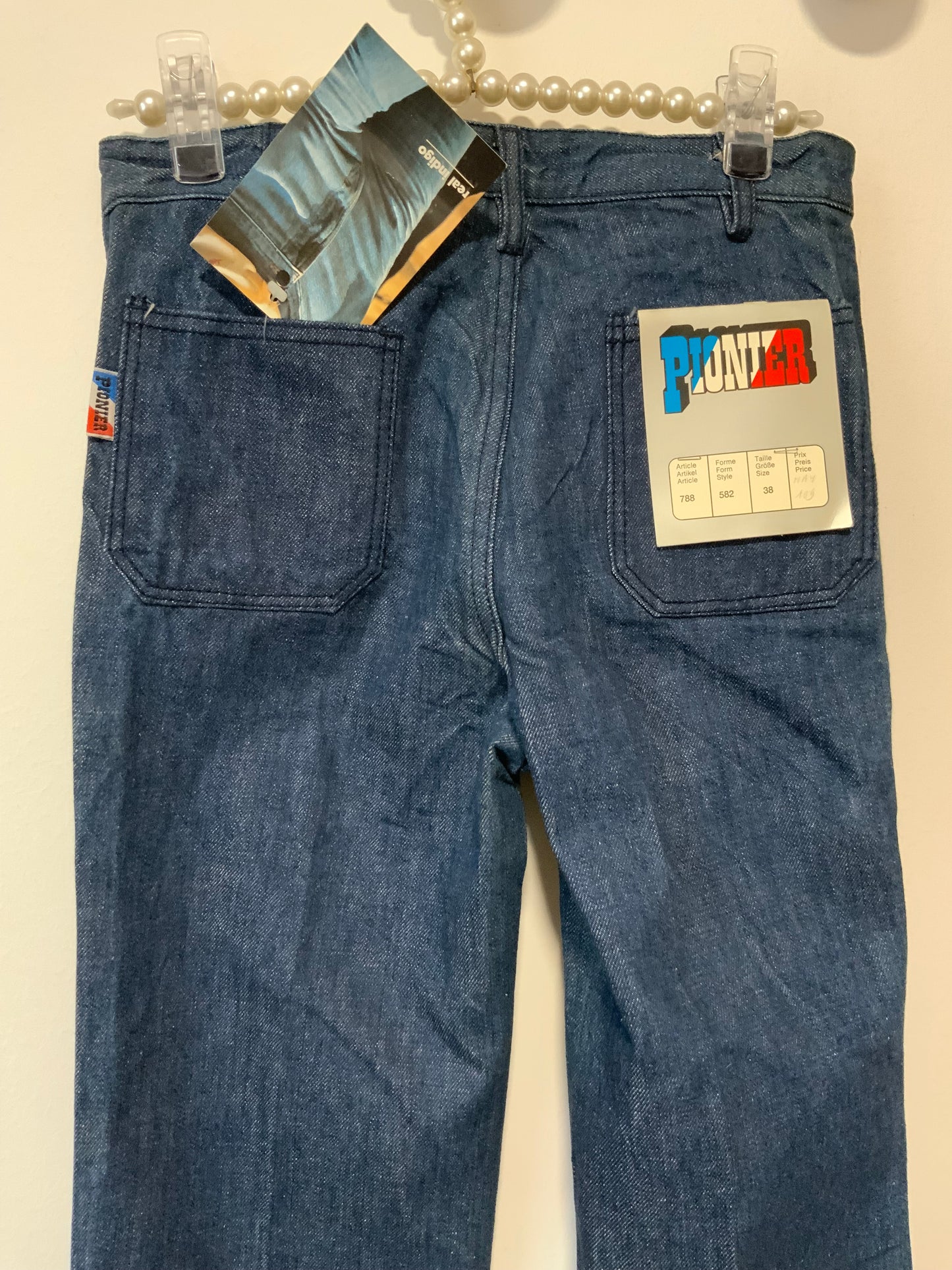 Pantalon pattes d’éléphant denim bleu Marque Pionier Vintage 1980 Deadstock