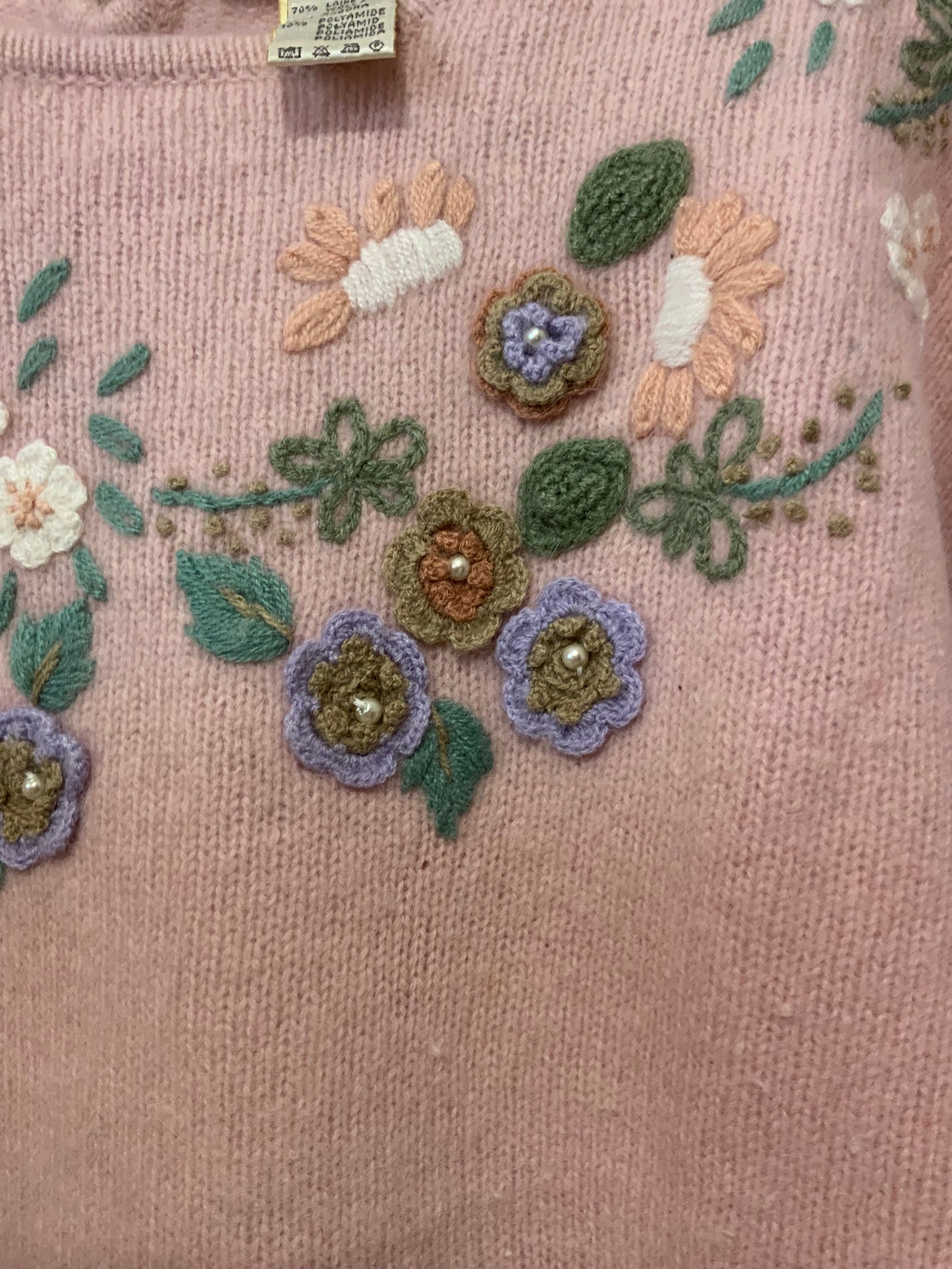 Pull Laine Angora à Fleurs brodées et perles Vintage 1990