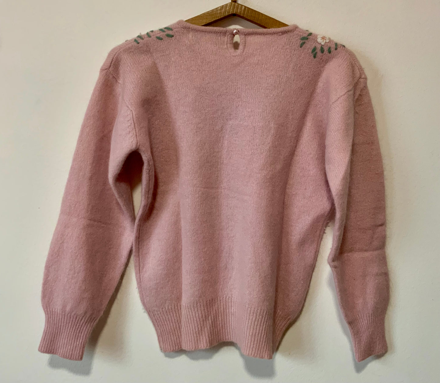Pull Laine Angora à Fleurs brodées et perles Vintage 1990