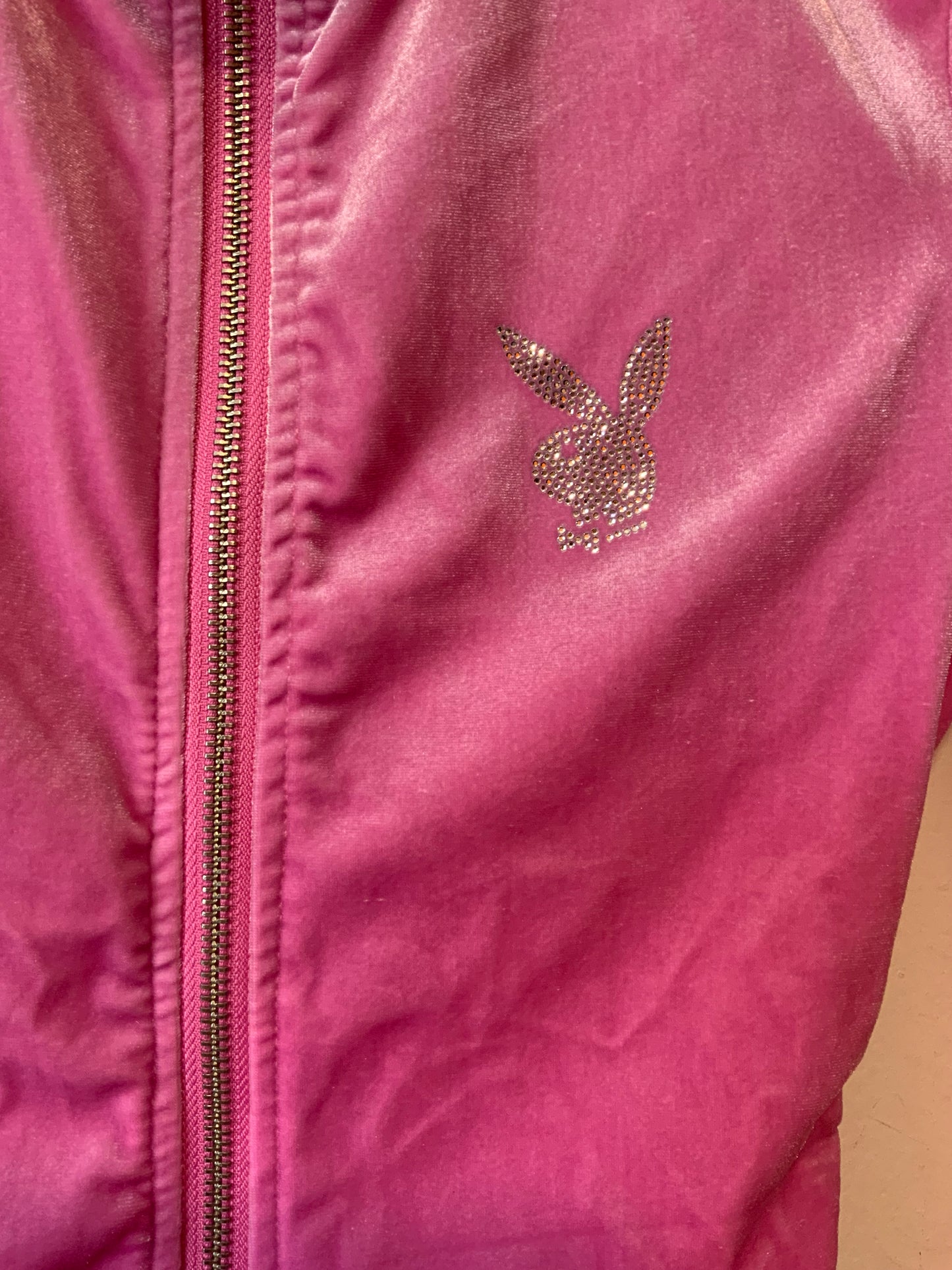 Gilet Velours Rose Playboy Miss guided Façon Vintage Playboy