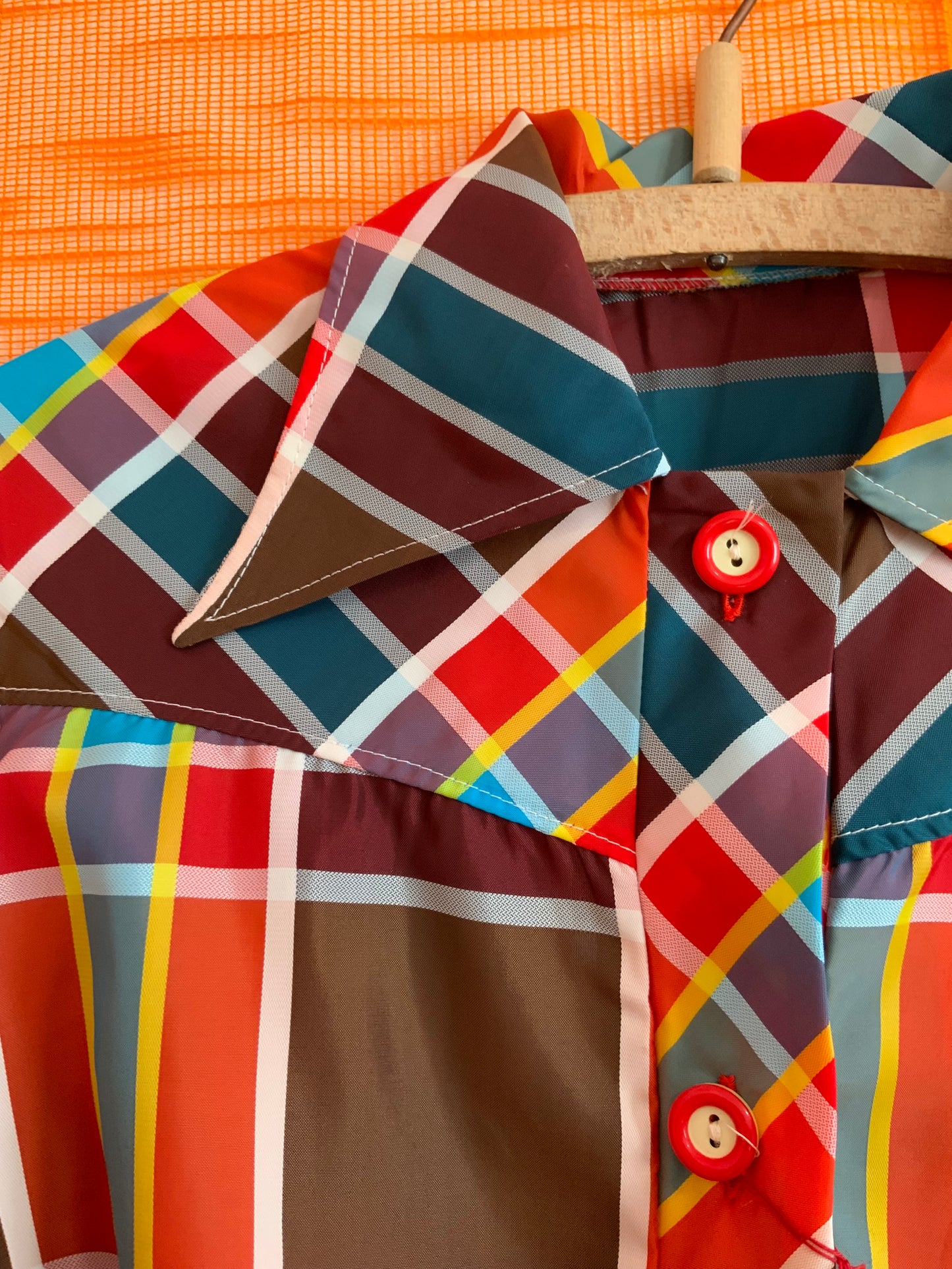 Superbe blouse nylon avec ceinture À carreau Neuve Vintage 1970